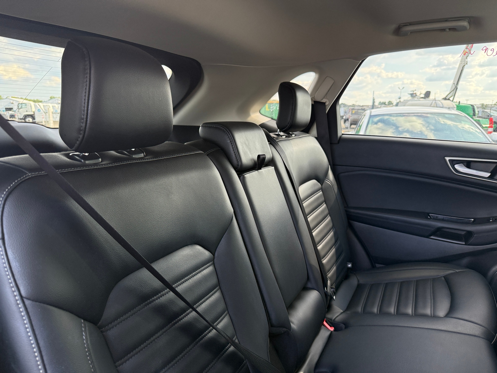 Thumbnail: 2019 Ford Edge - 5