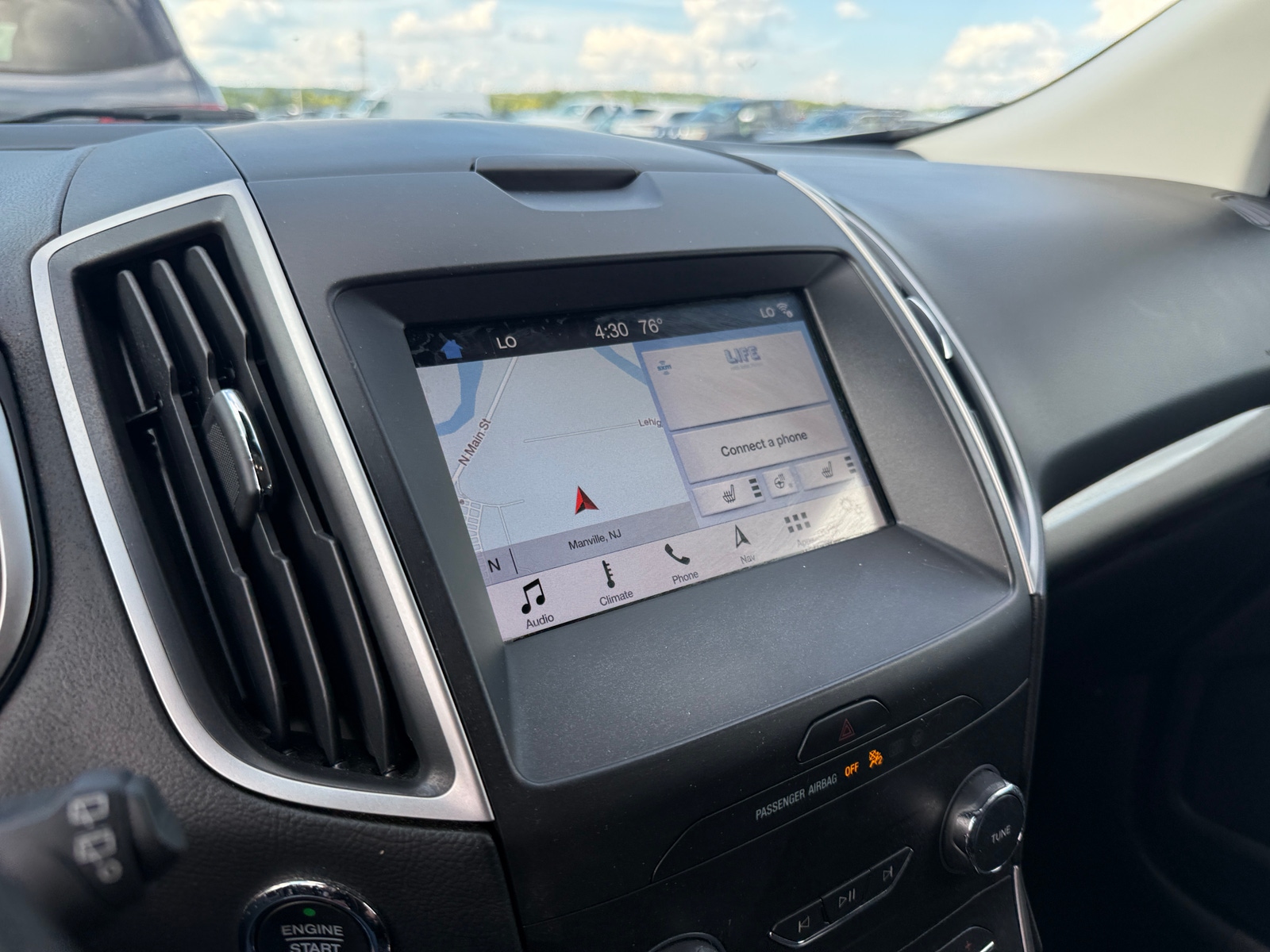 Thumbnail: 2019 Ford Edge - 3