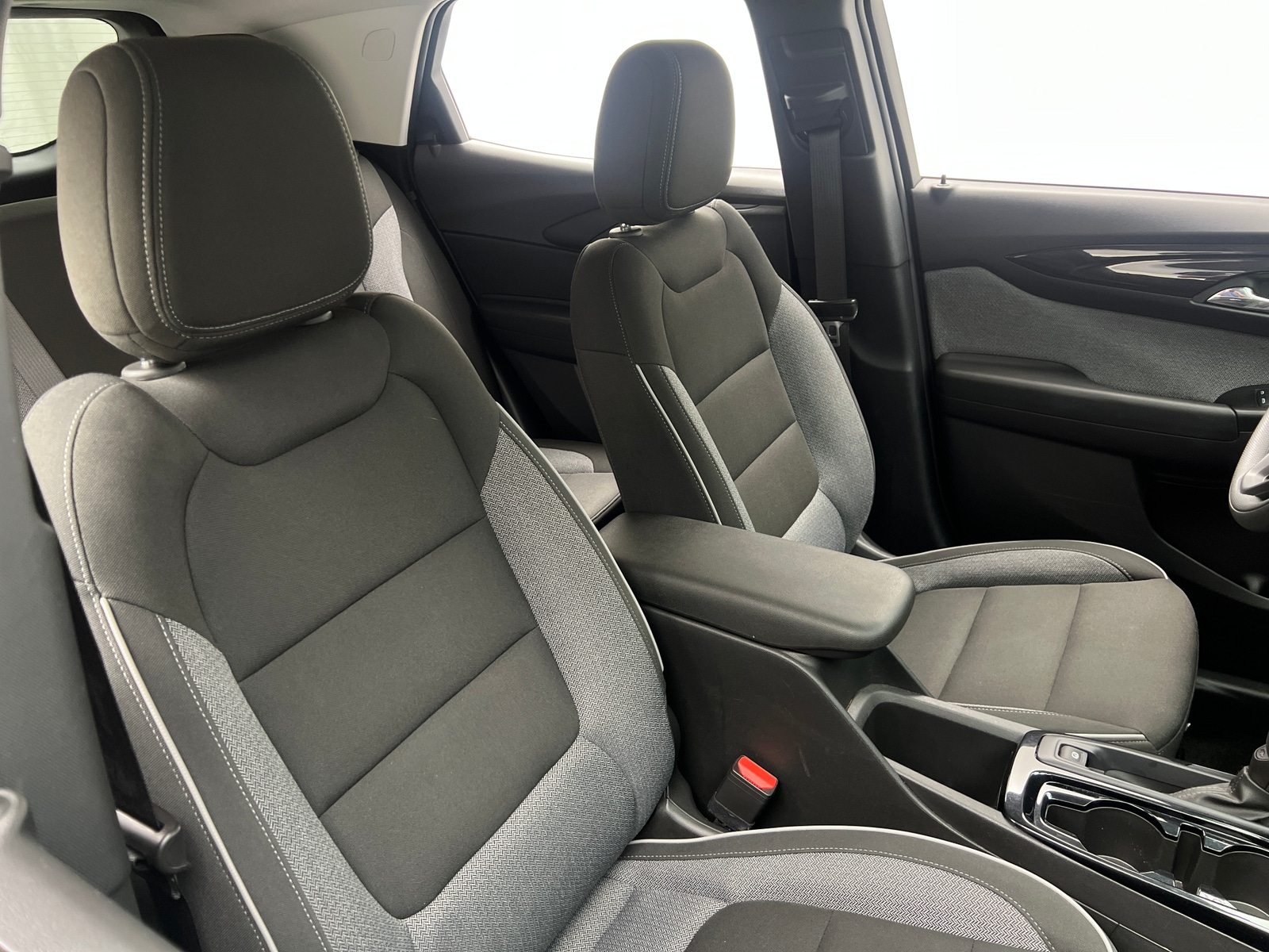 Thumbnail: 2025 Chevrolet TrailBlazer - 2