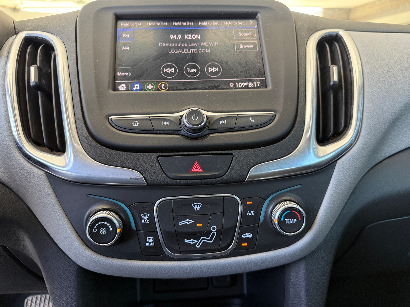 Thumbnail: 2021 Chevrolet Equinox - 4