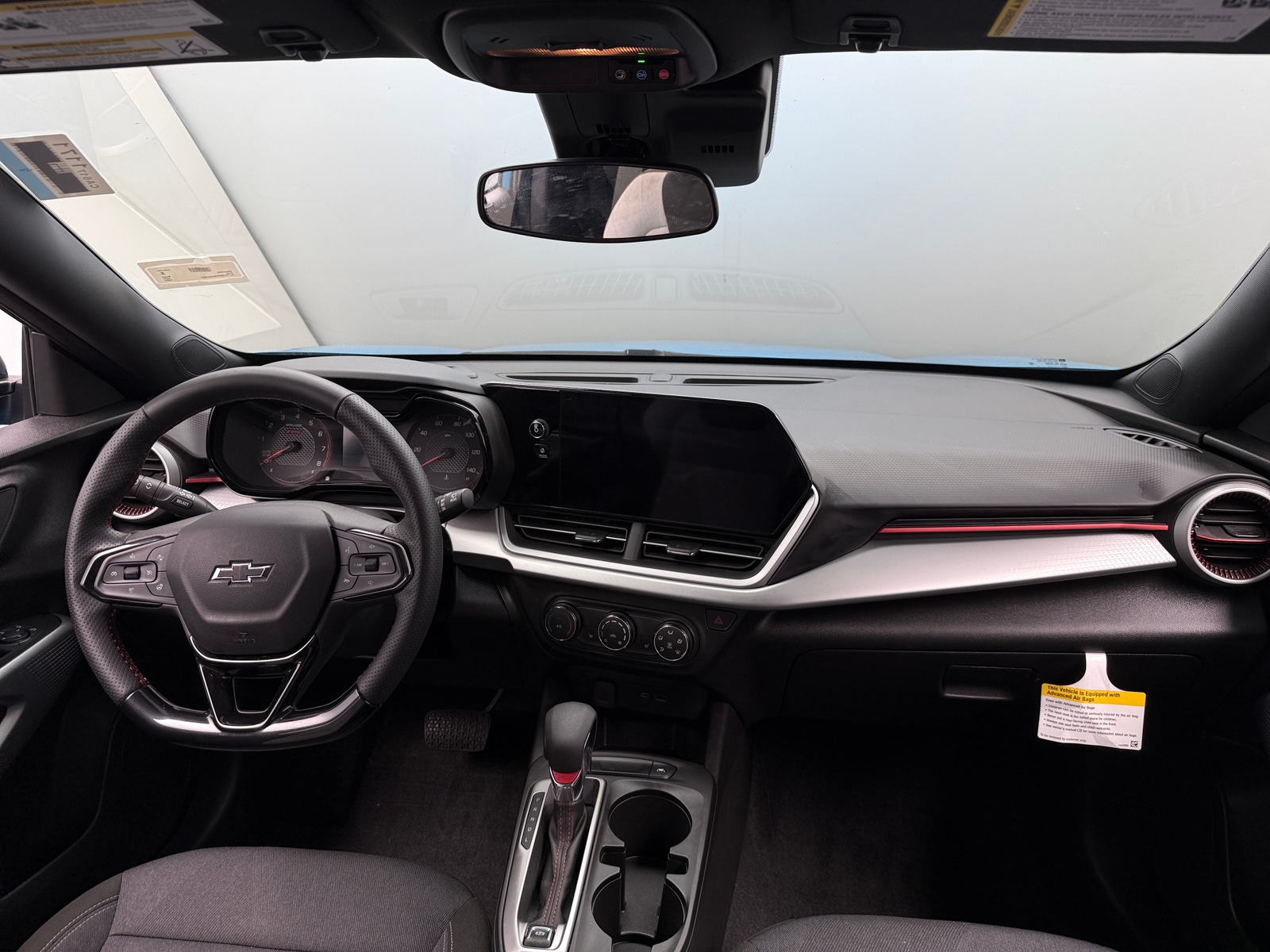 Thumbnail: 2025 Chevrolet Trax - 3