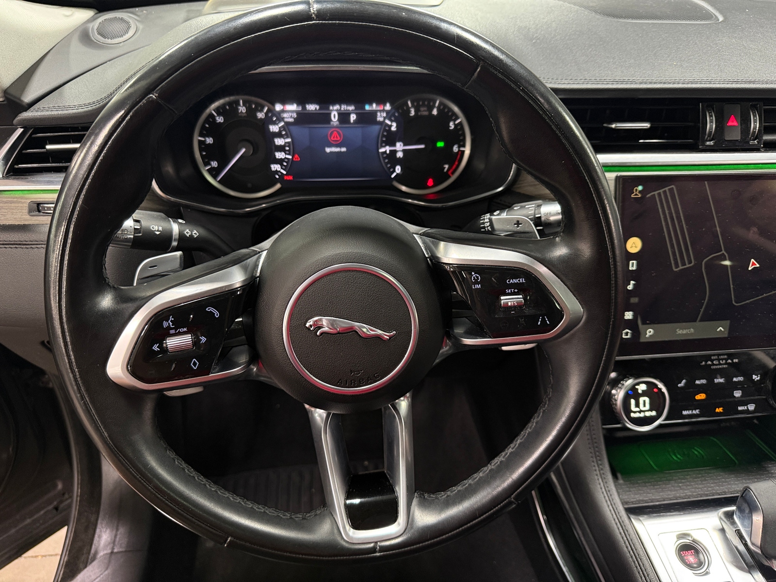 Thumbnail: 2022 Jaguar F-Pace - 4