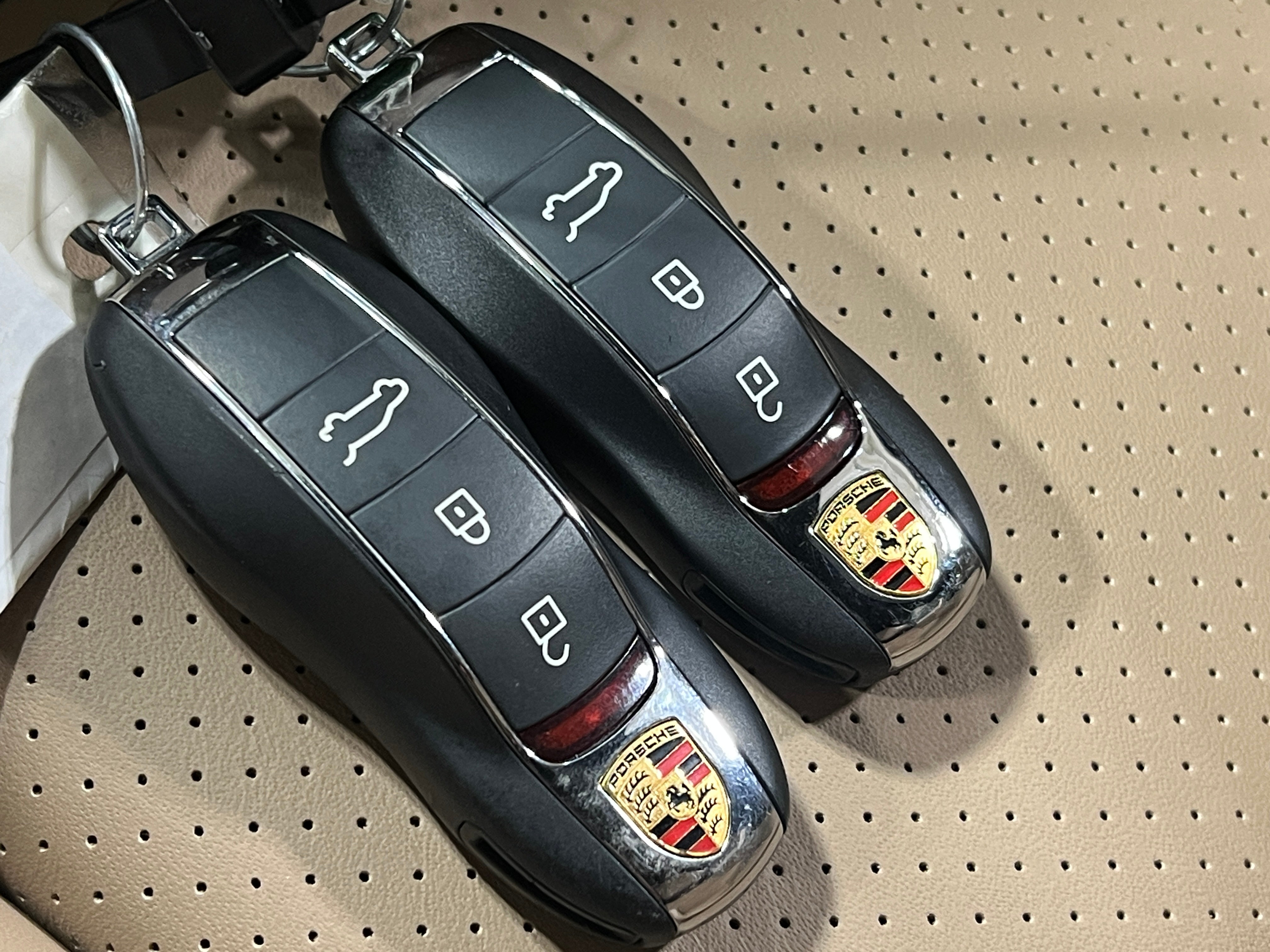 2025 Porsche Macan Base - Photo 11