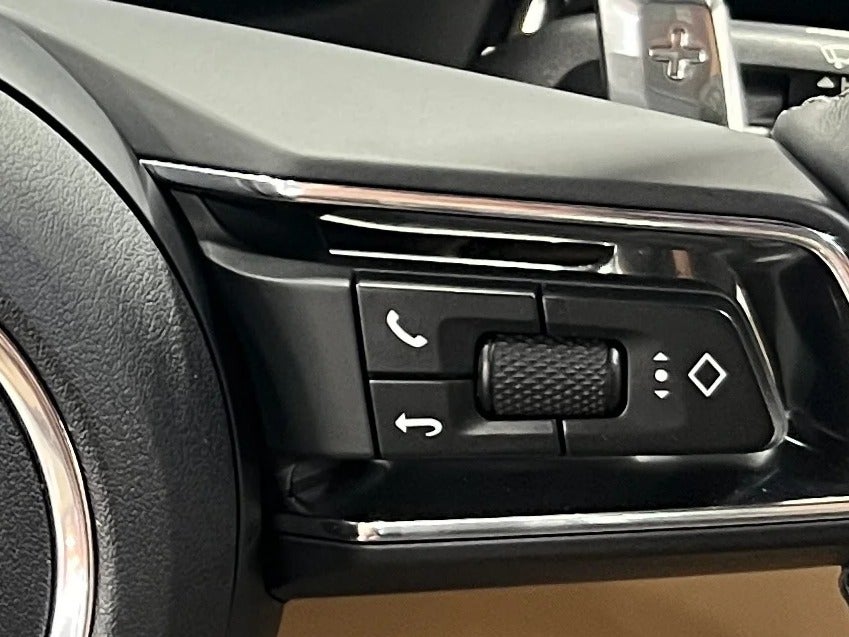 2025 Porsche Macan Base - Photo 20