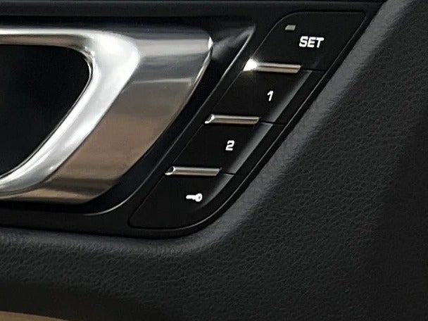 2025 Porsche Macan Base - Photo 21