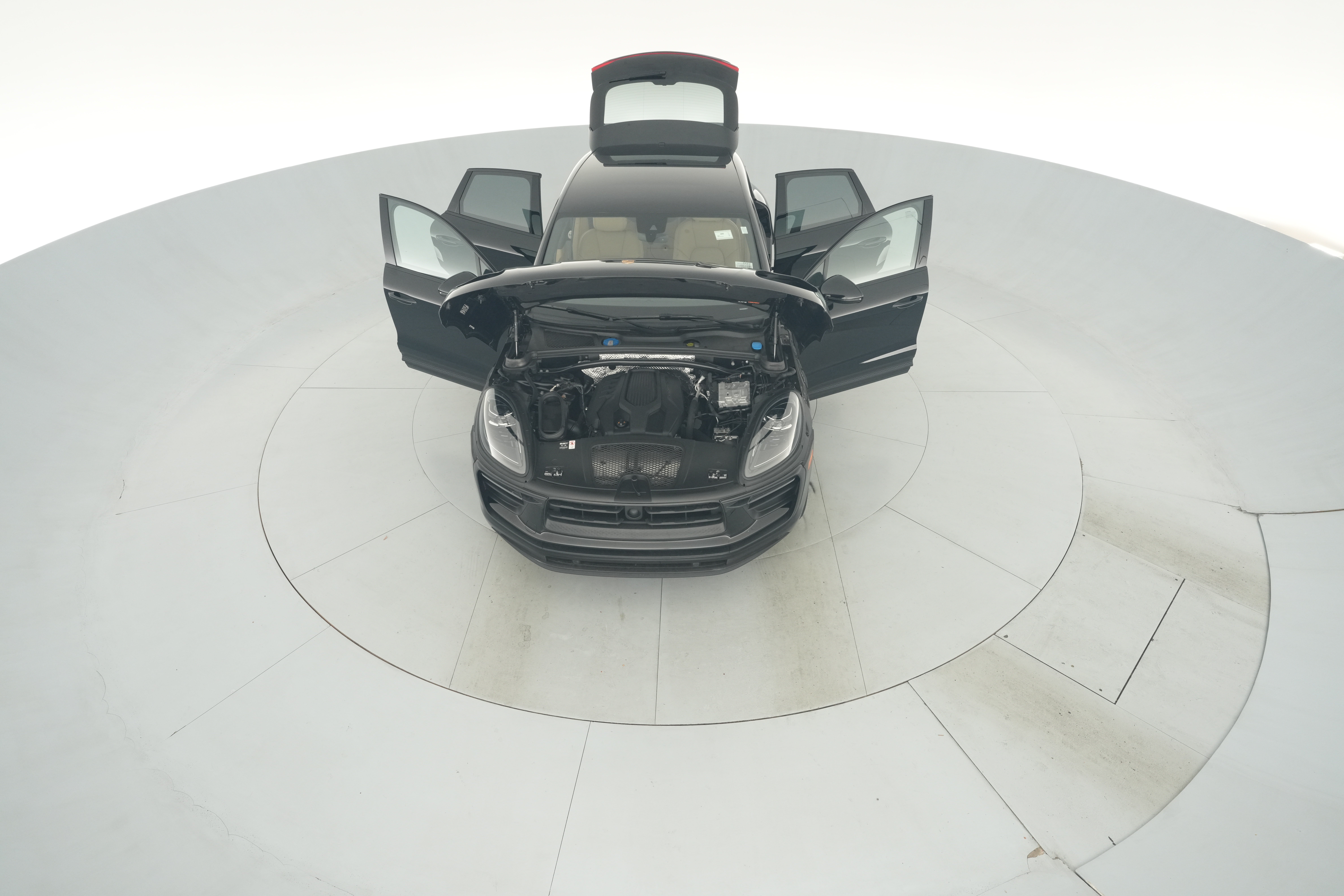 2025 Porsche Macan Base - Photo 40
