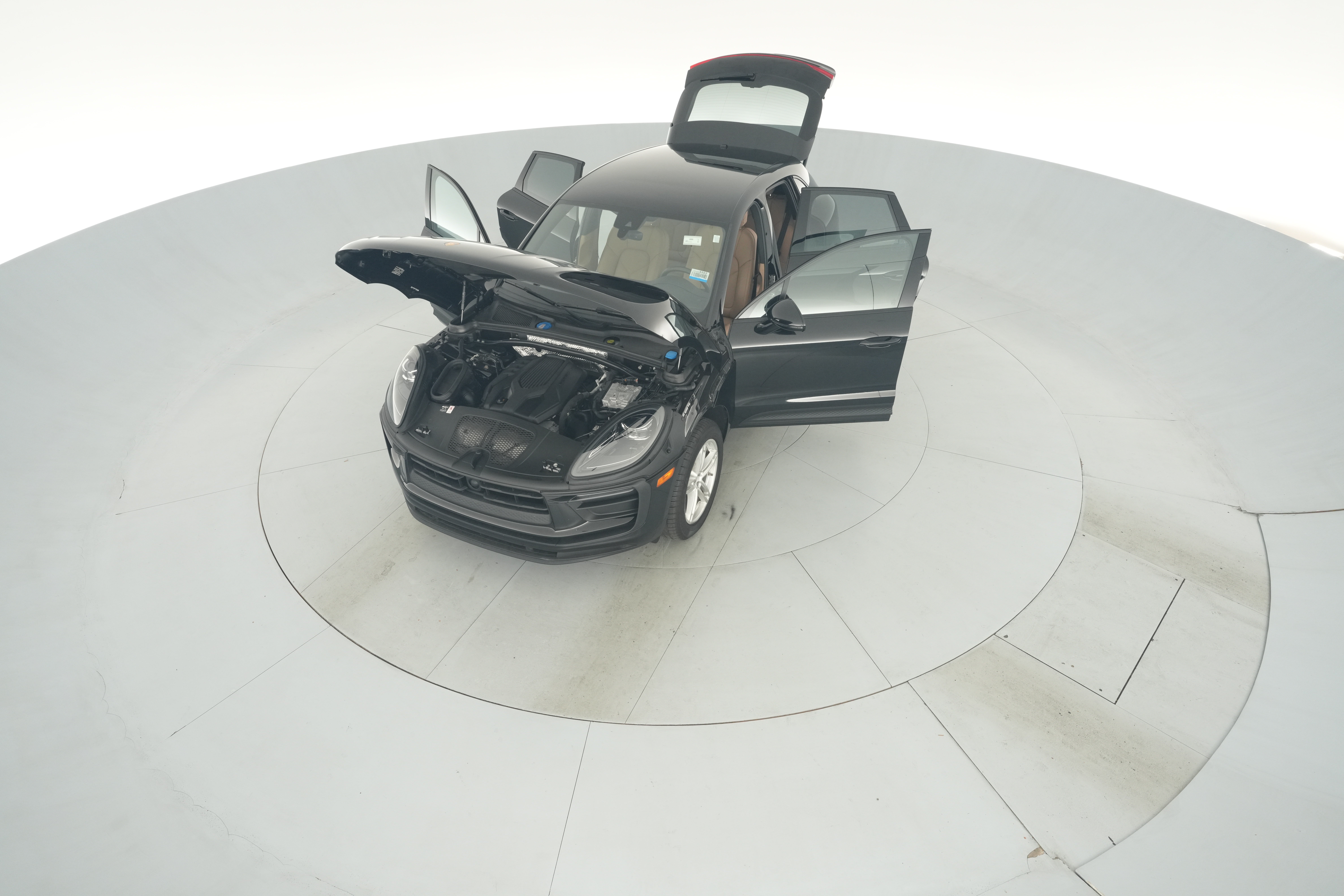 2025 Porsche Macan Base - Photo 41