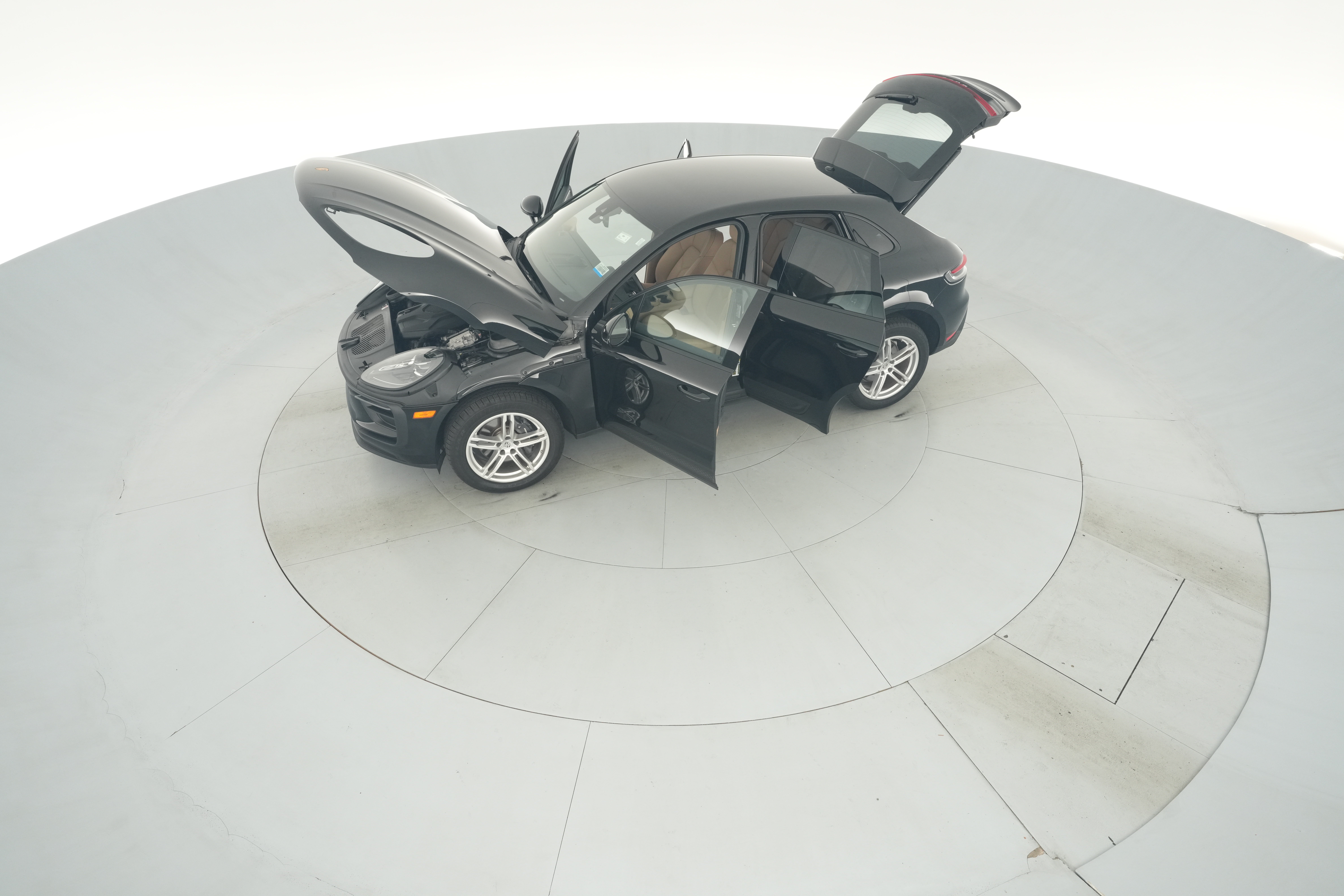 2025 Porsche Macan Base - Photo 43