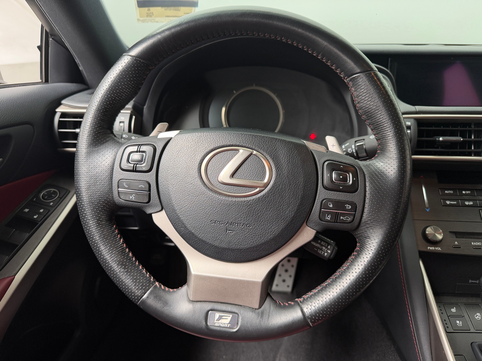 Thumbnail: 2019 Lexus IS - 4
