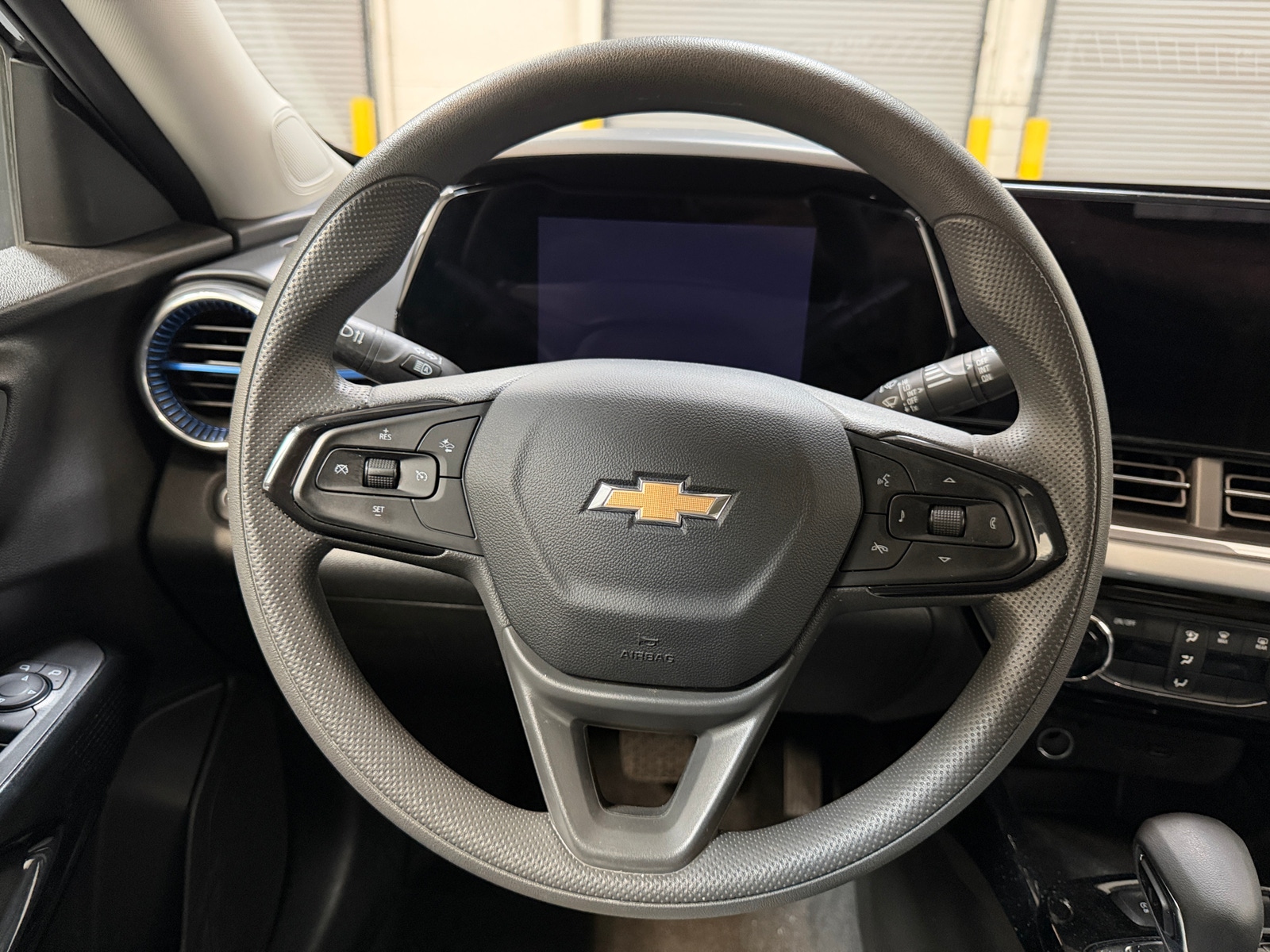 Thumbnail: 2025 Chevrolet Trax - 4