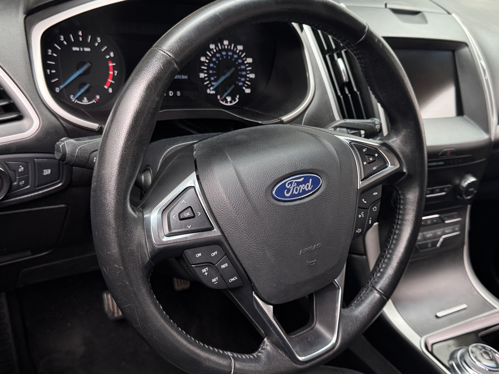 Thumbnail: 2019 Ford Edge - 5