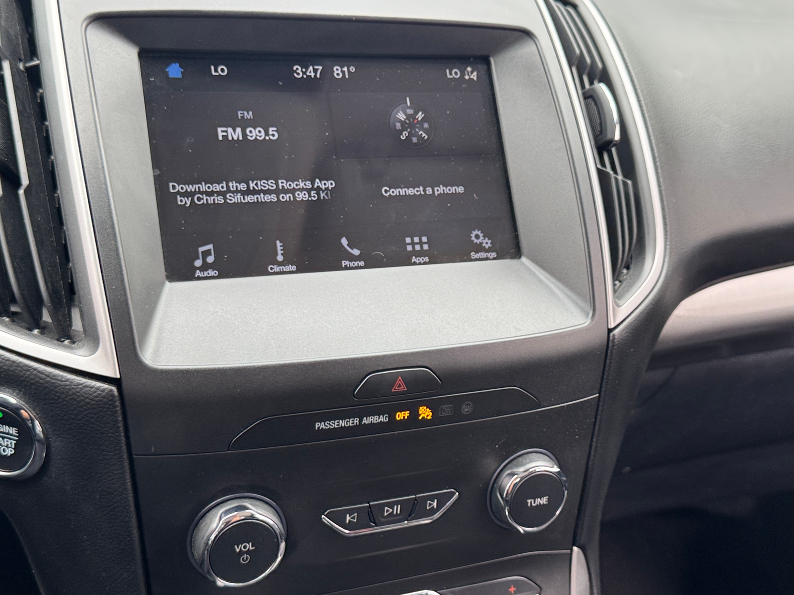 Thumbnail: 2019 Ford Edge - 4