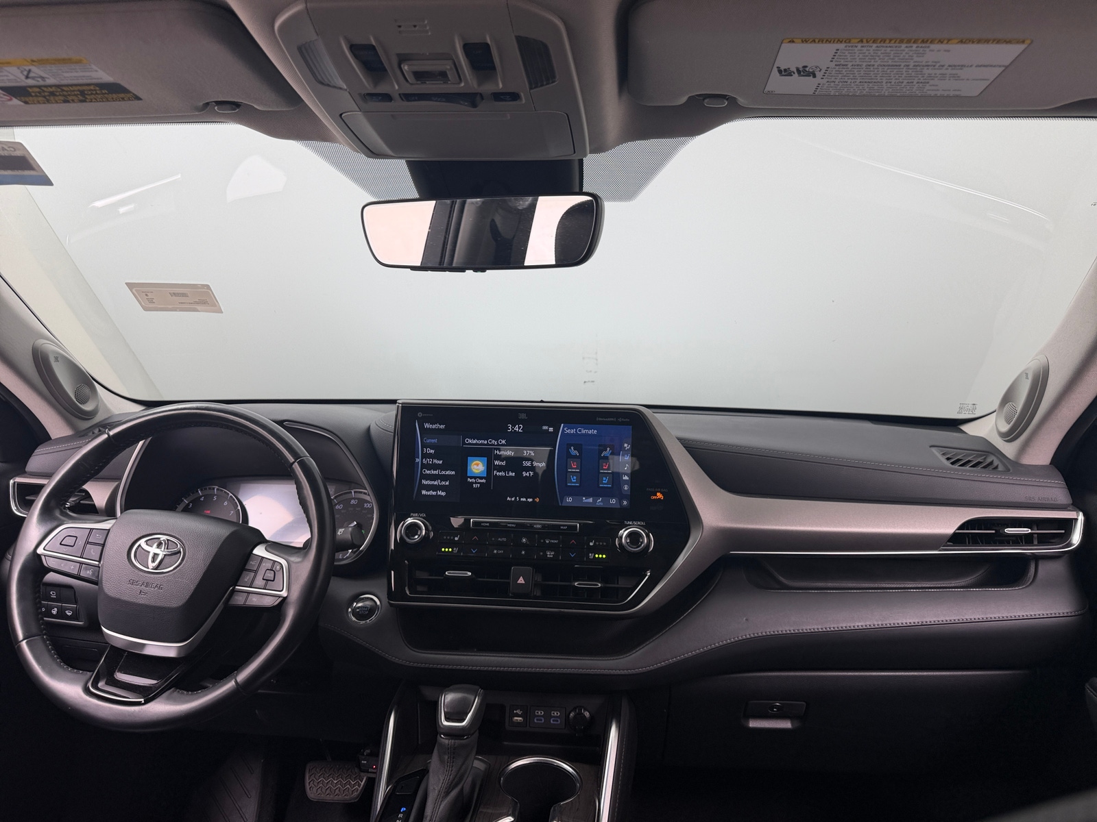 Thumbnail: 2022 Toyota Highlander - 2