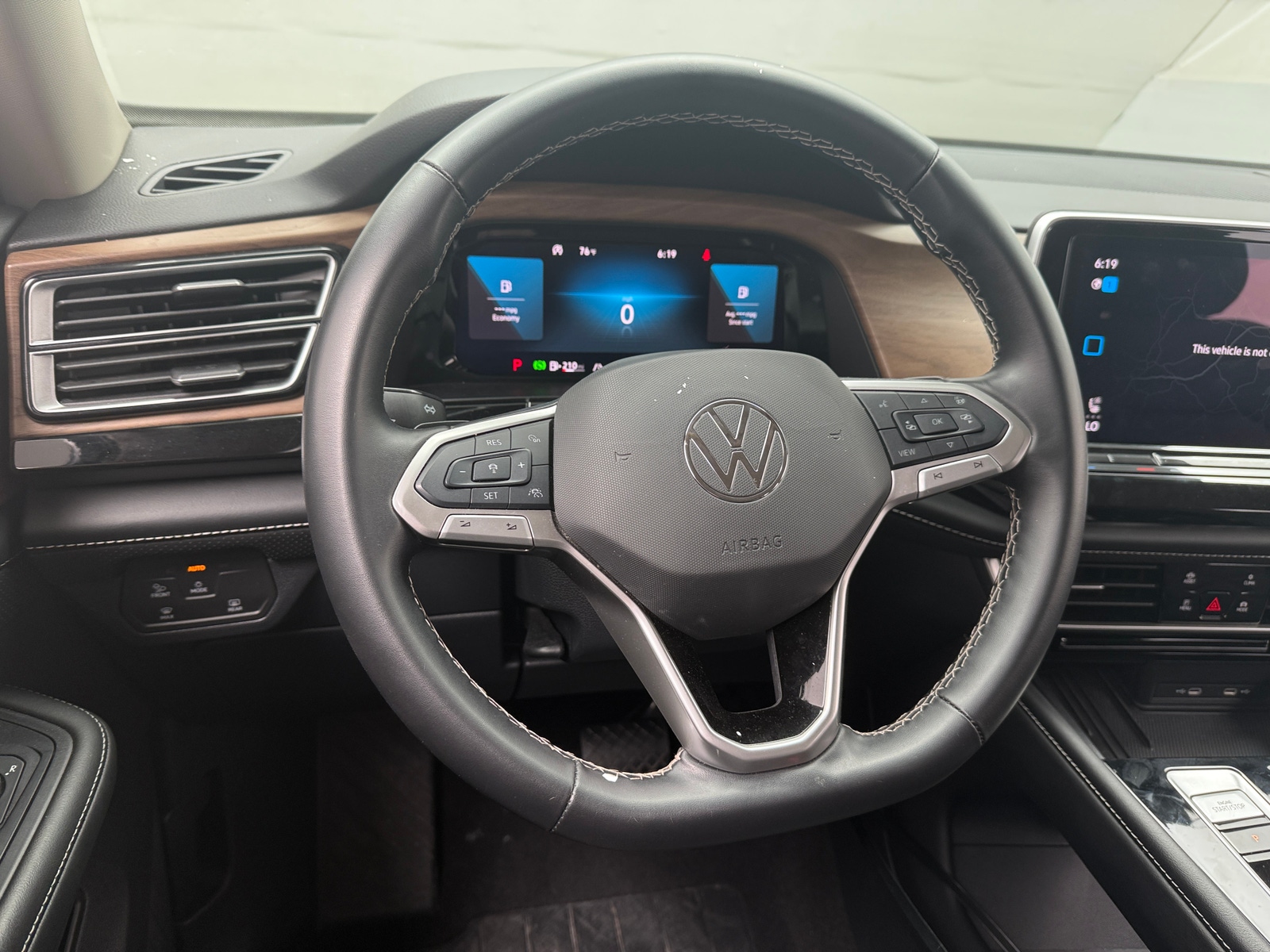 Thumbnail: 2025 Volkswagen Atlas - 4