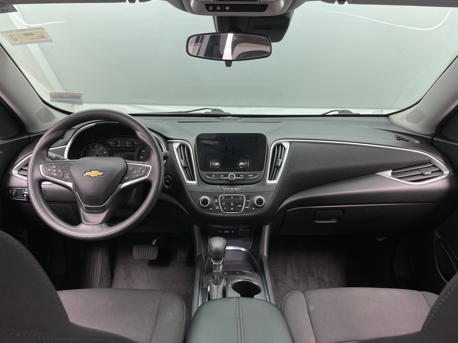 Thumbnail: 2024 Chevrolet Malibu - 3