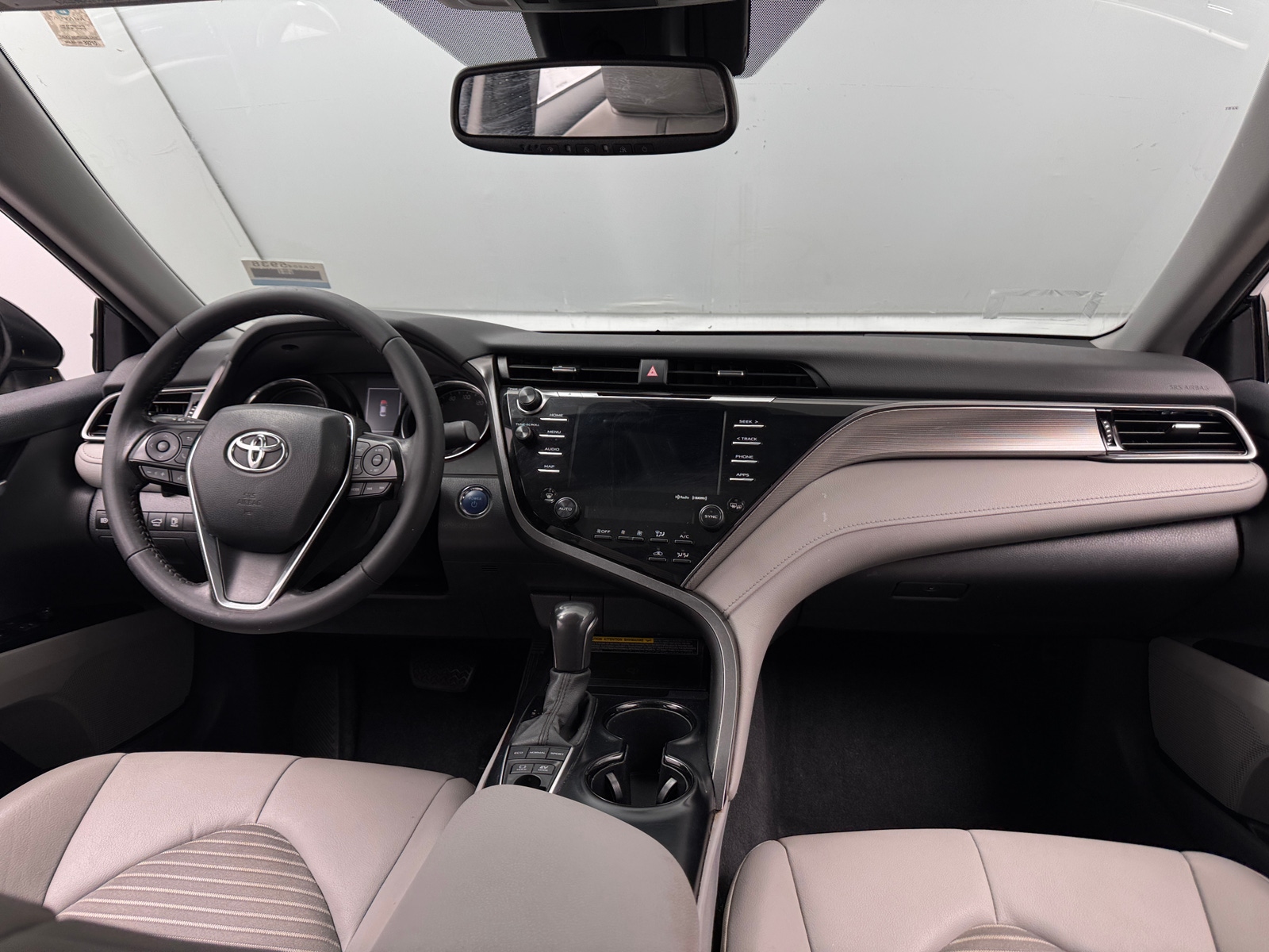 Thumbnail: 2020 Toyota Camry - 3