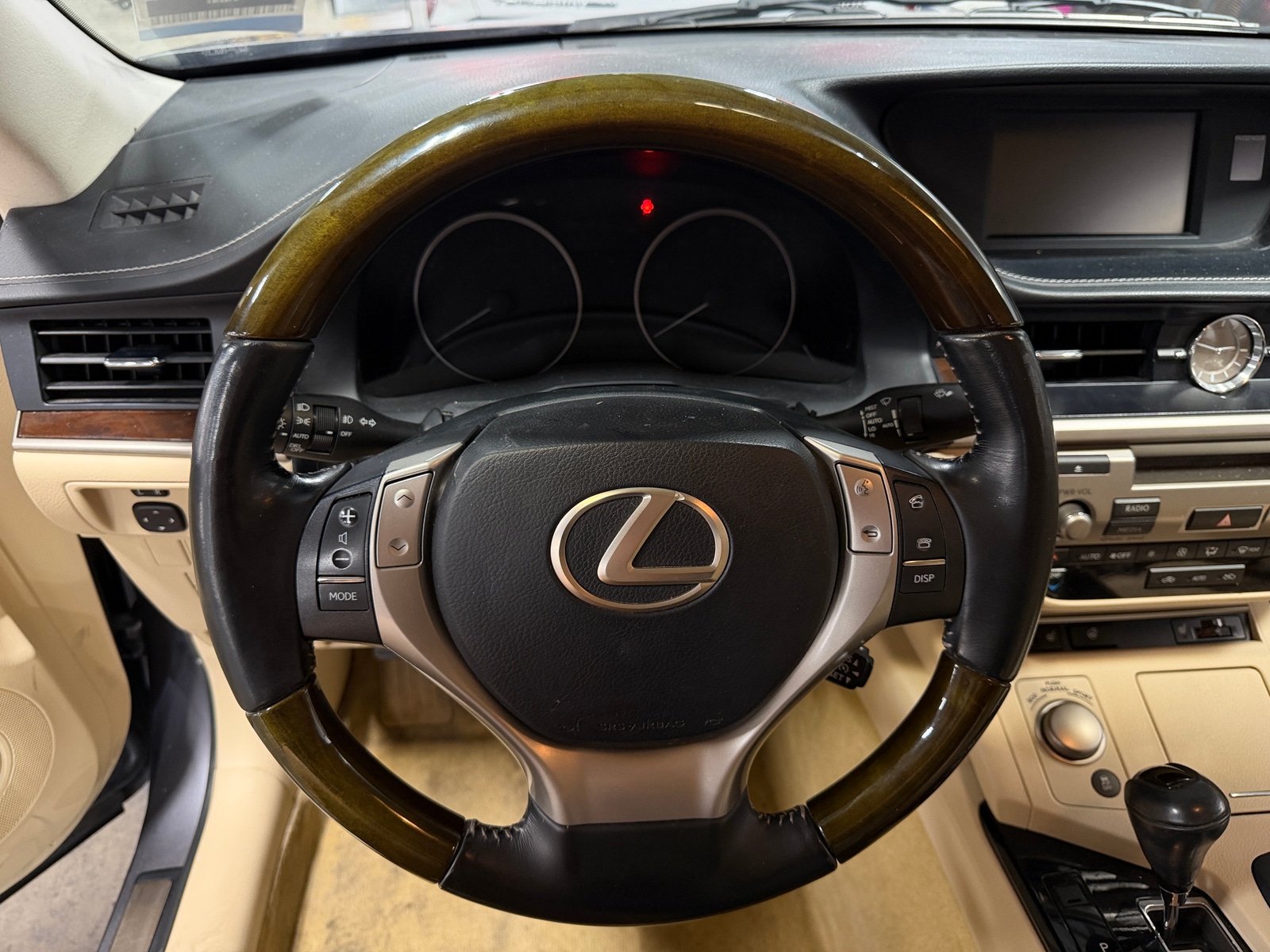 Thumbnail: 2013 Lexus ES - 4