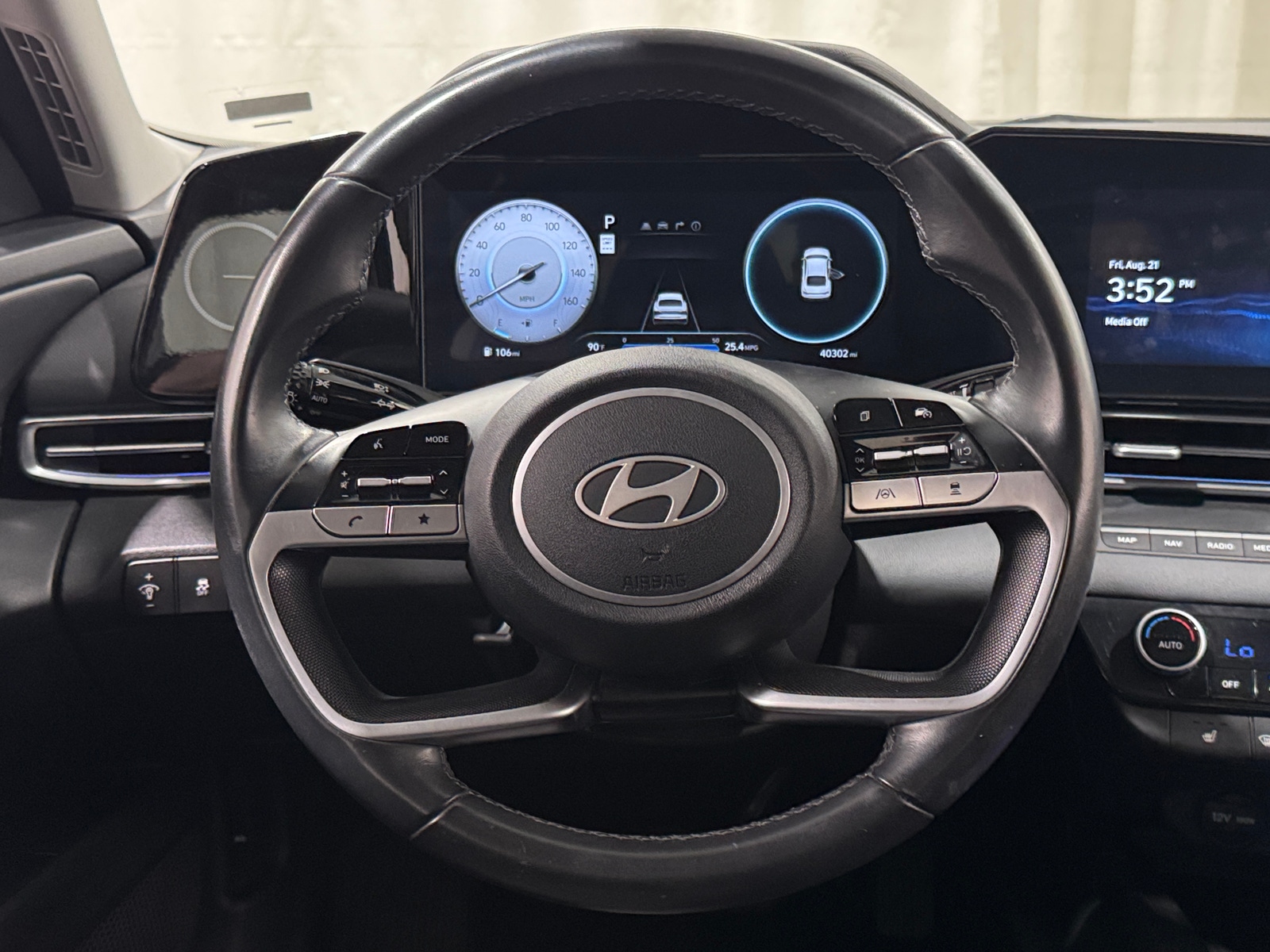 Thumbnail: 2025 Hyundai Elantra - 5