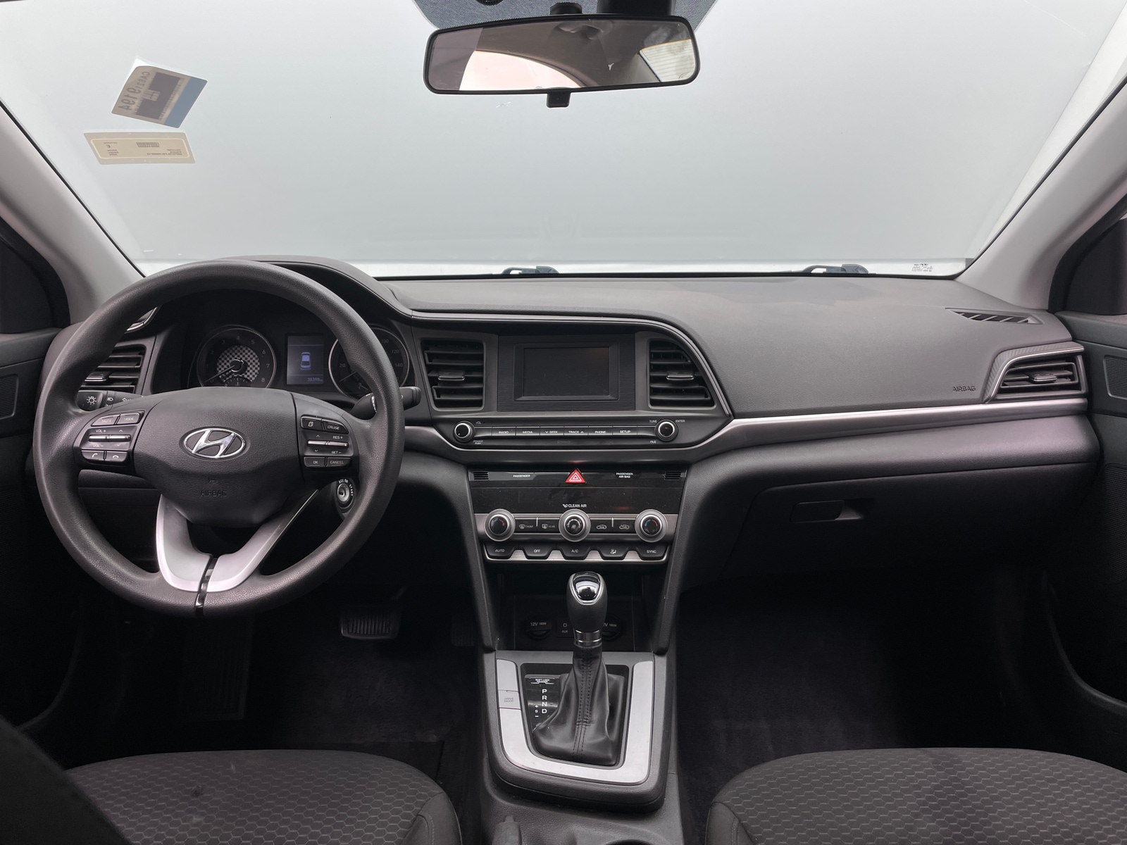 Thumbnail: 2020 Hyundai Elantra - 3