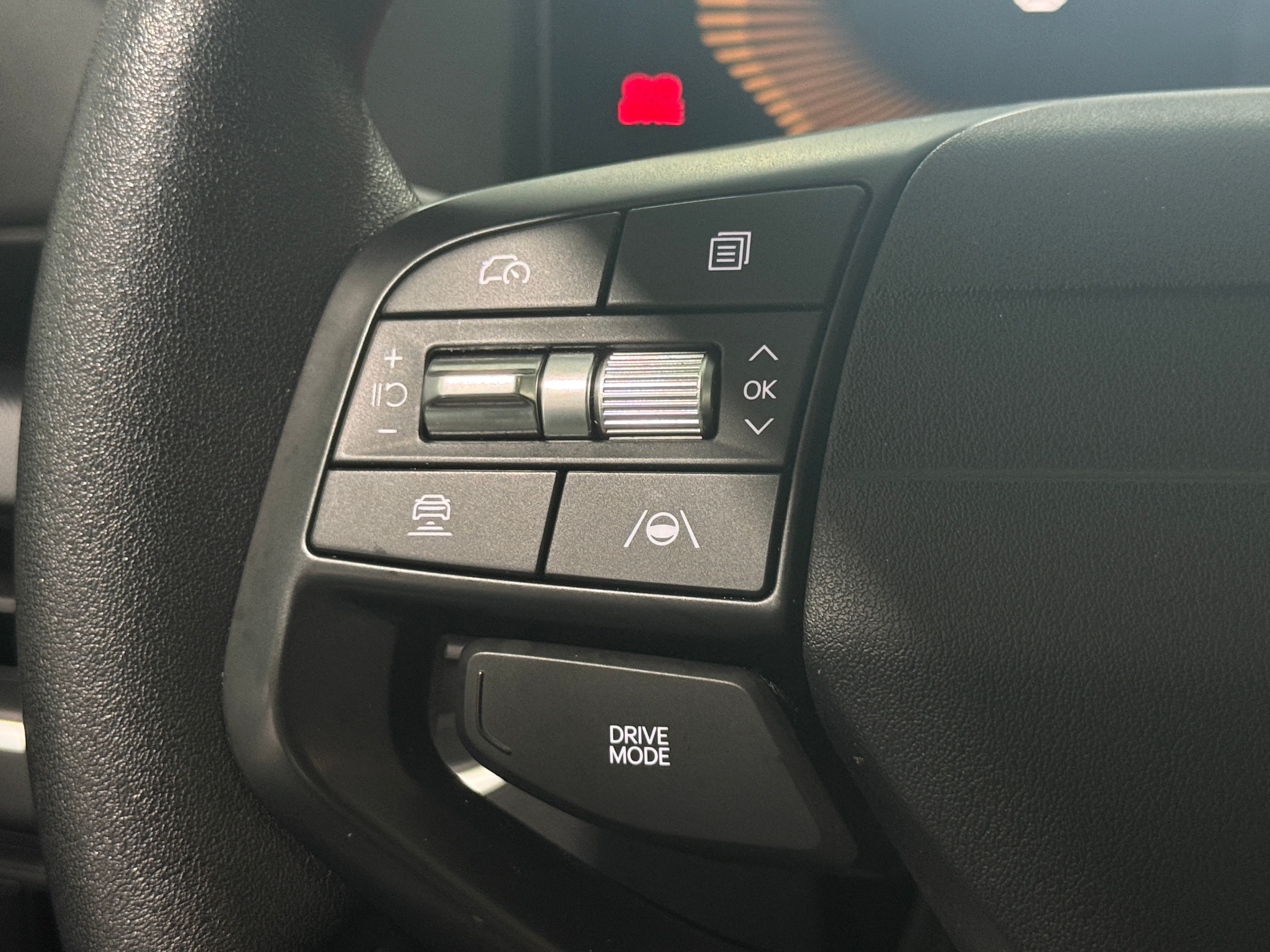 2025 Kia K4 LXS - Photo 11
