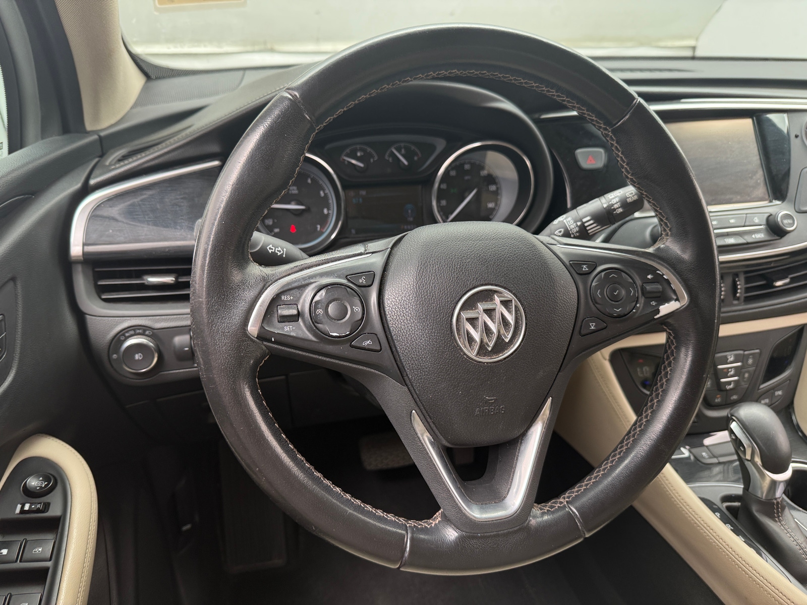 Thumbnail: 2017 Buick Envision - 4