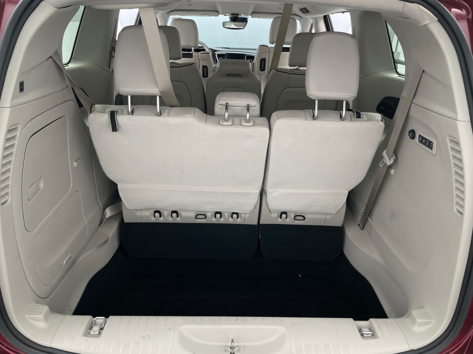 Thumbnail: 2018 Chrysler Pacifica - 6
