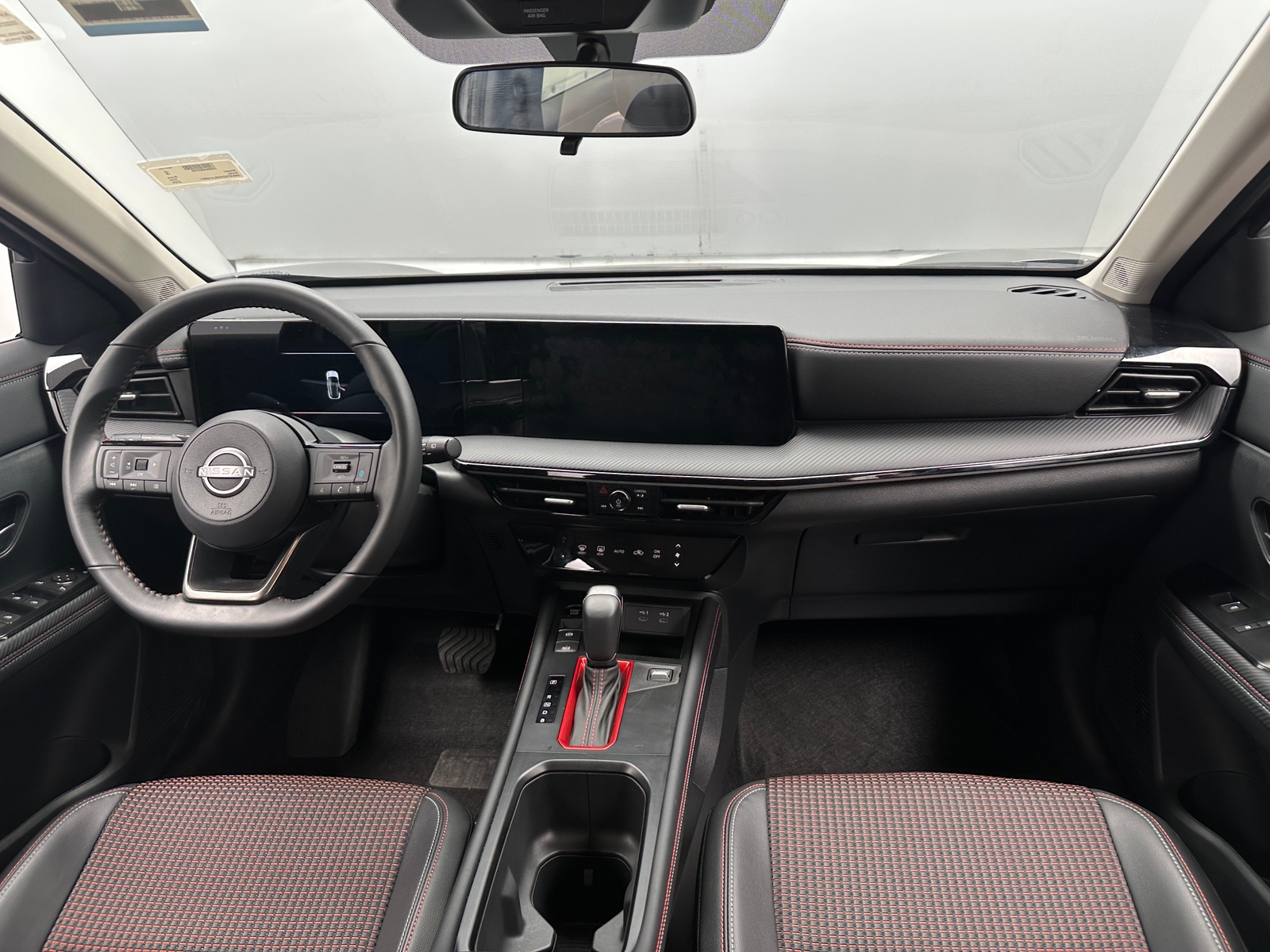 Thumbnail: 2025 Nissan Kicks - 2