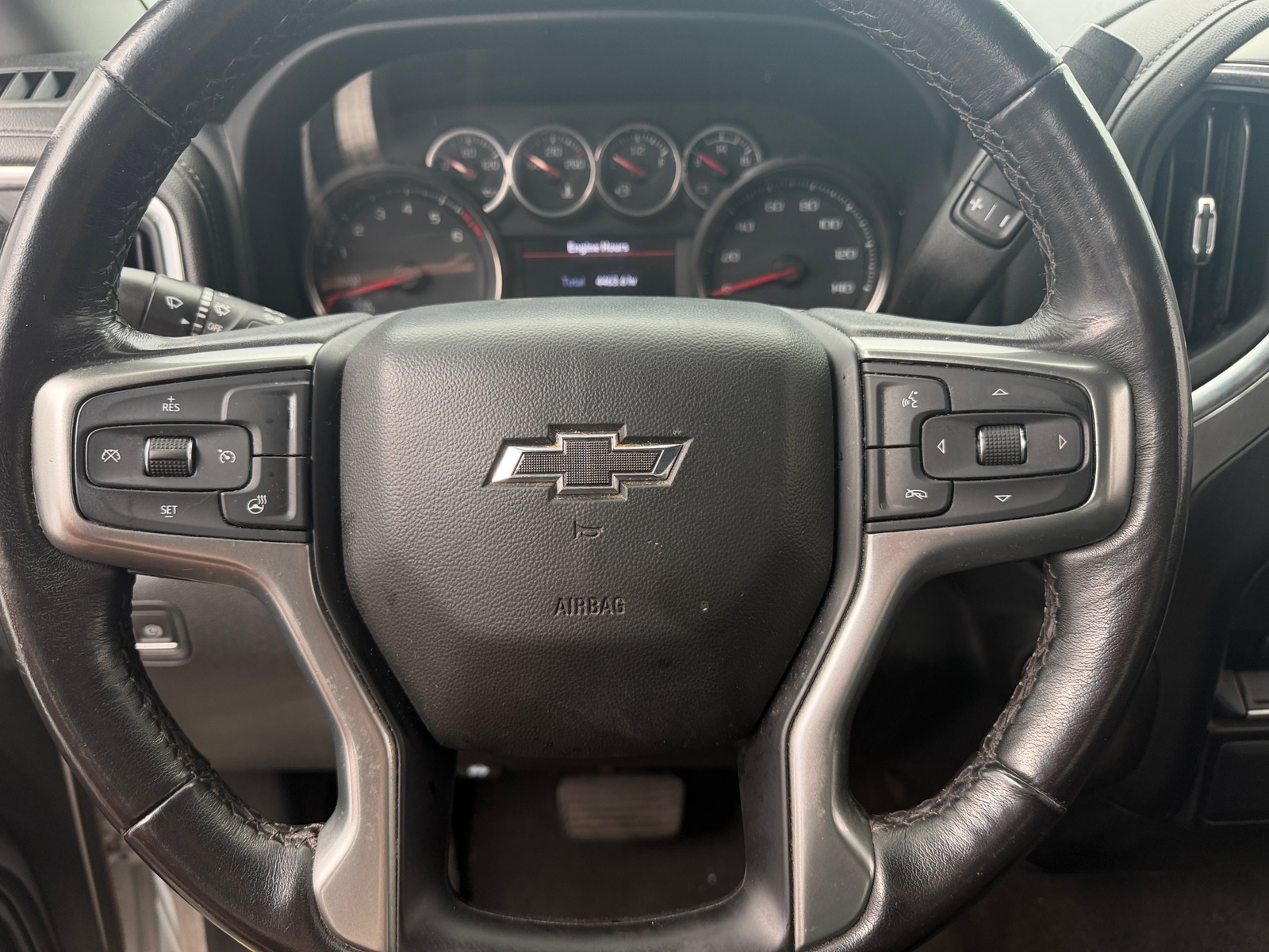 Thumbnail: 2022 Chevrolet Silverado 1500 - 5