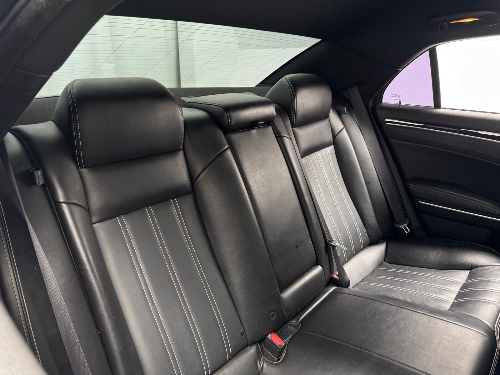 Thumbnail: 2021 Chrysler 300 - 5