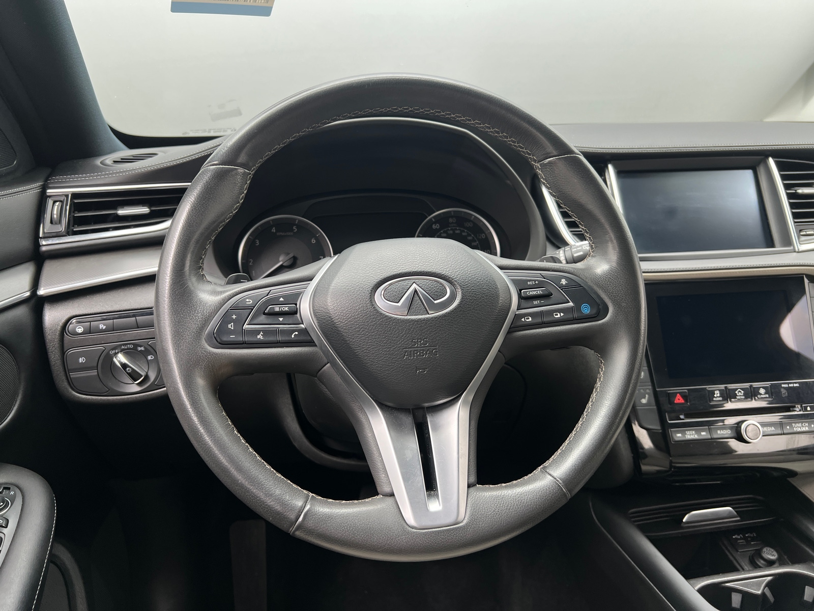 Thumbnail: 2023 INFINITI QX55 - 4