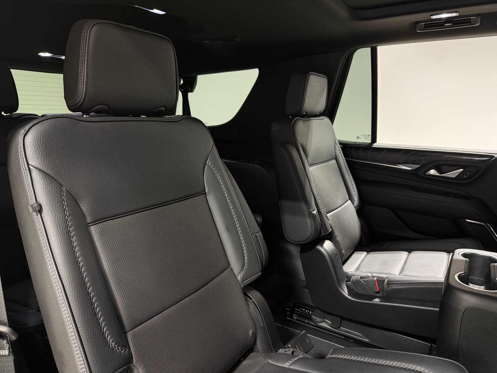Thumbnail: 2023 GMC Yukon - 5