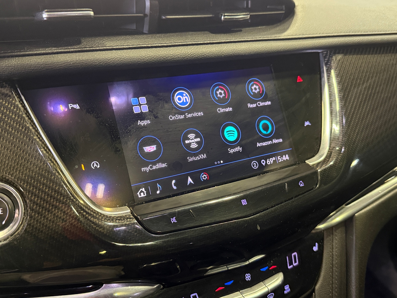 Thumbnail: 2020 Cadillac XT6 - 3