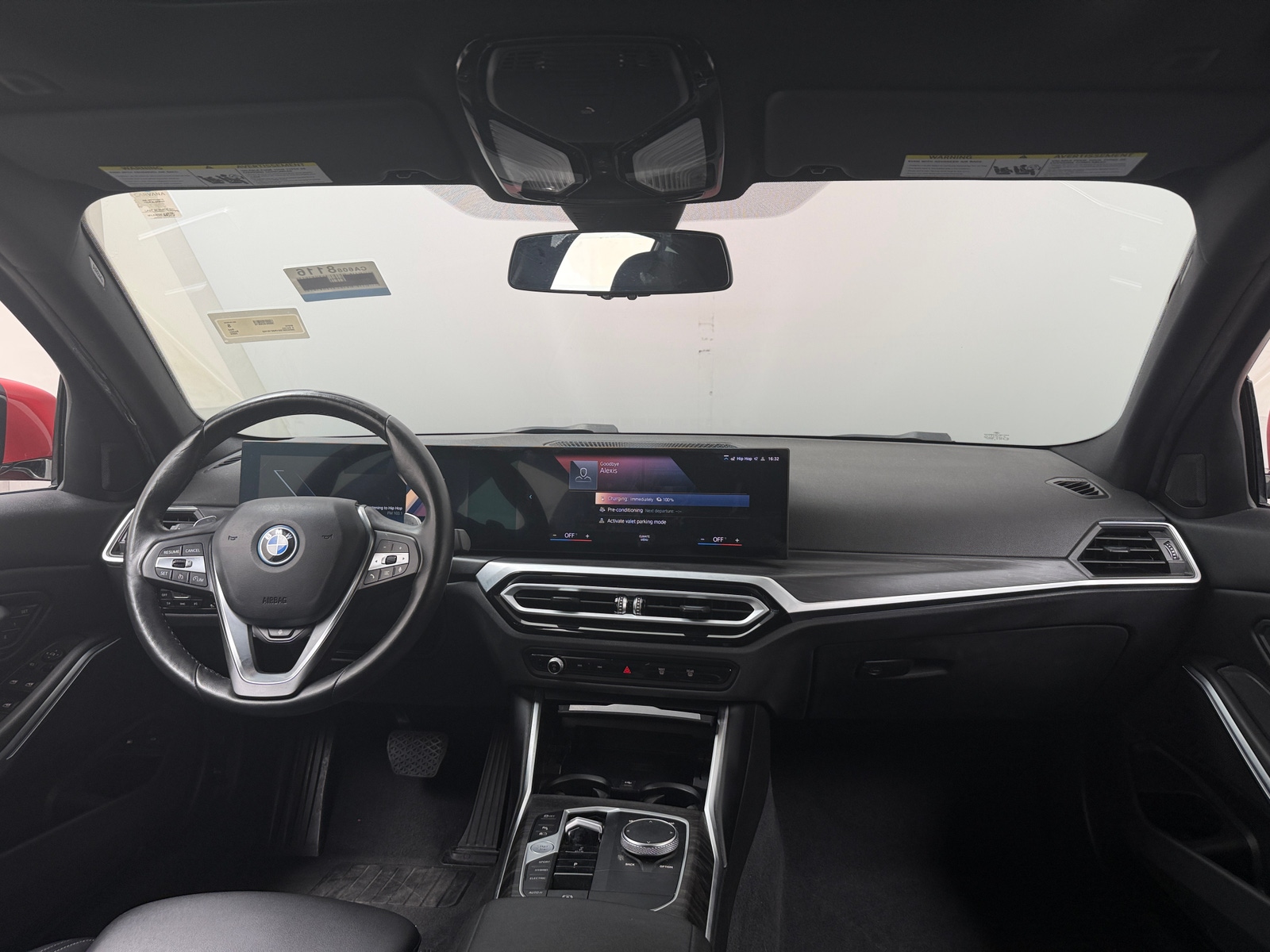 Thumbnail: 2024 BMW 3 Series - 3