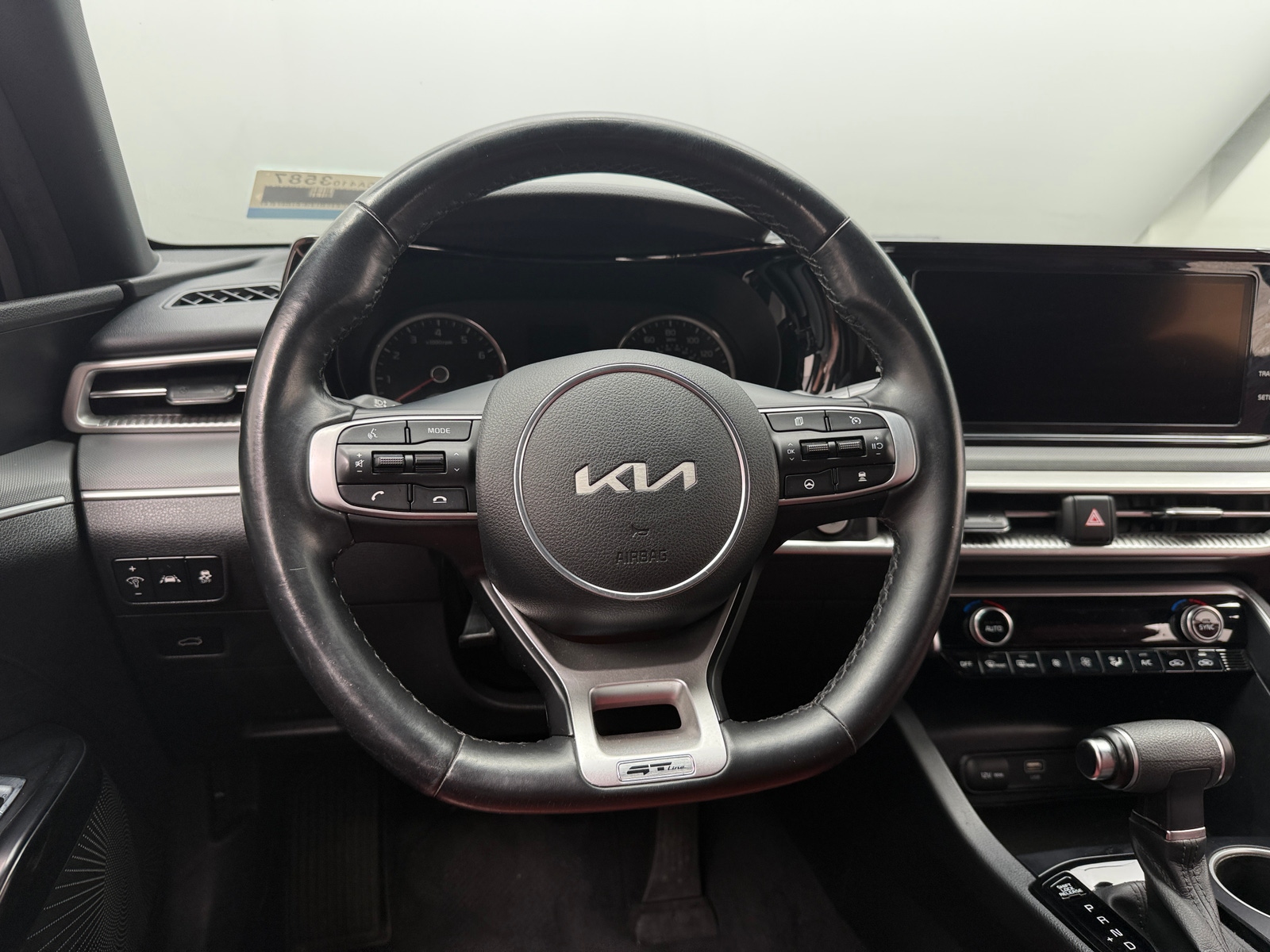 Thumbnail: 2023 Kia K5 - 4