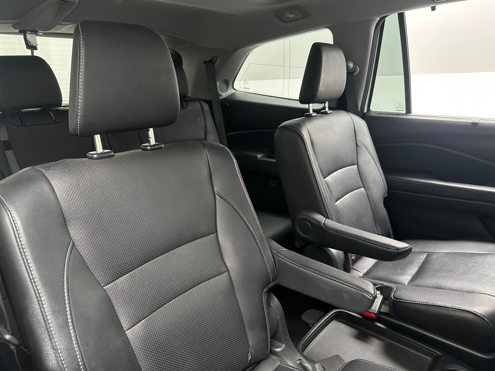 Thumbnail: 2017 Honda Pilot - 6