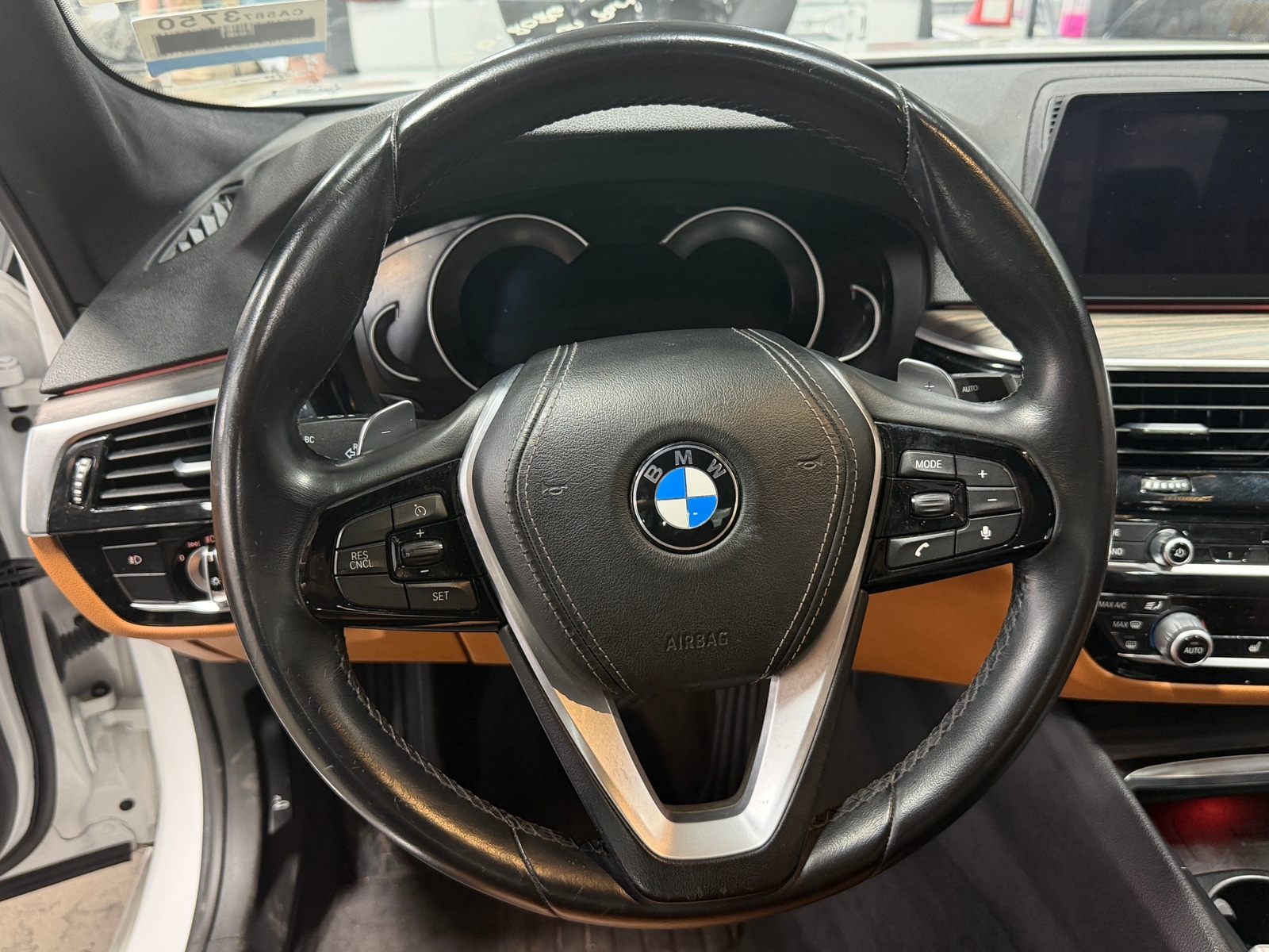 Thumbnail: 2017 BMW 5 Series - 4