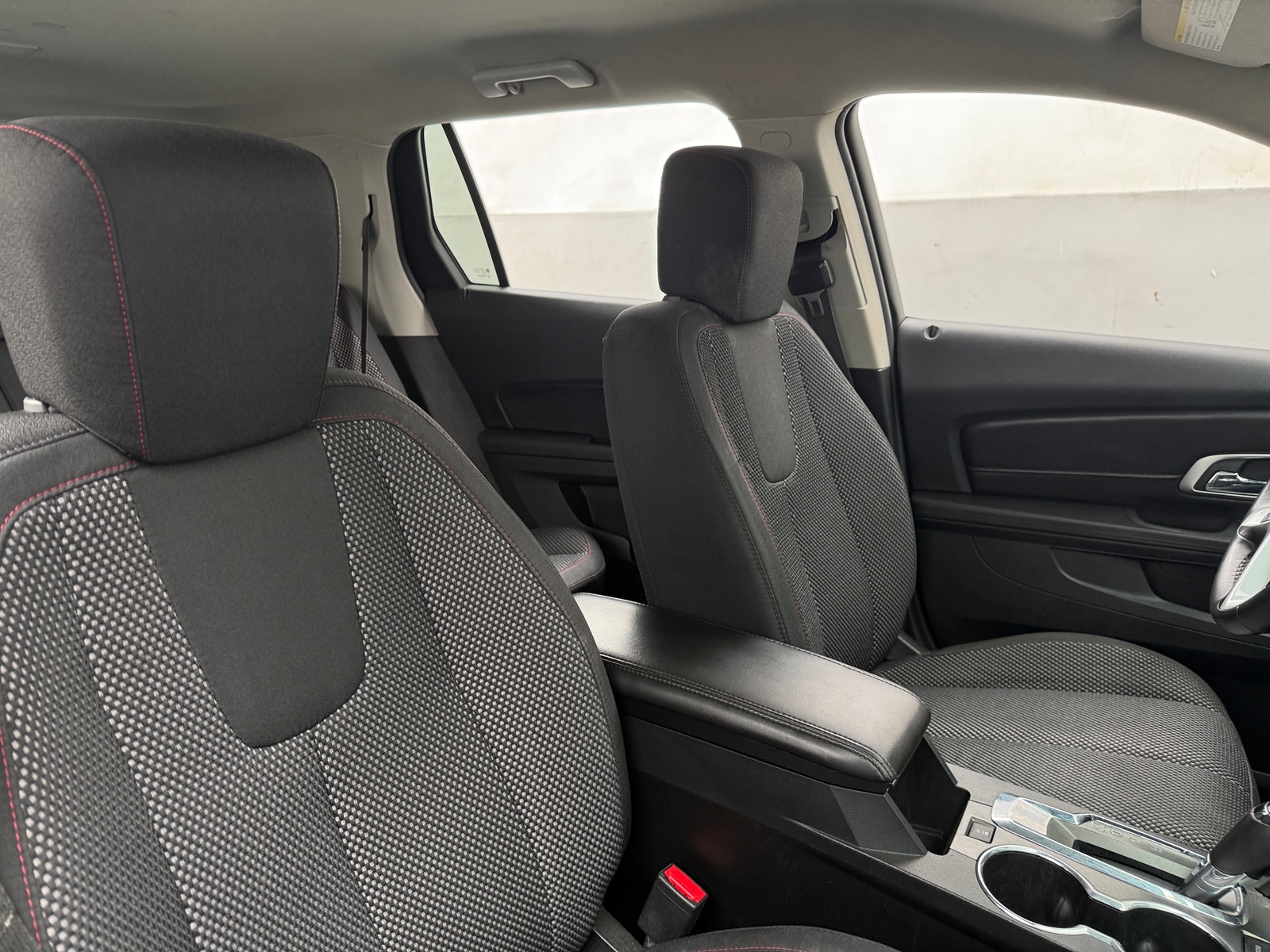 Thumbnail: 2017 GMC Terrain - 2