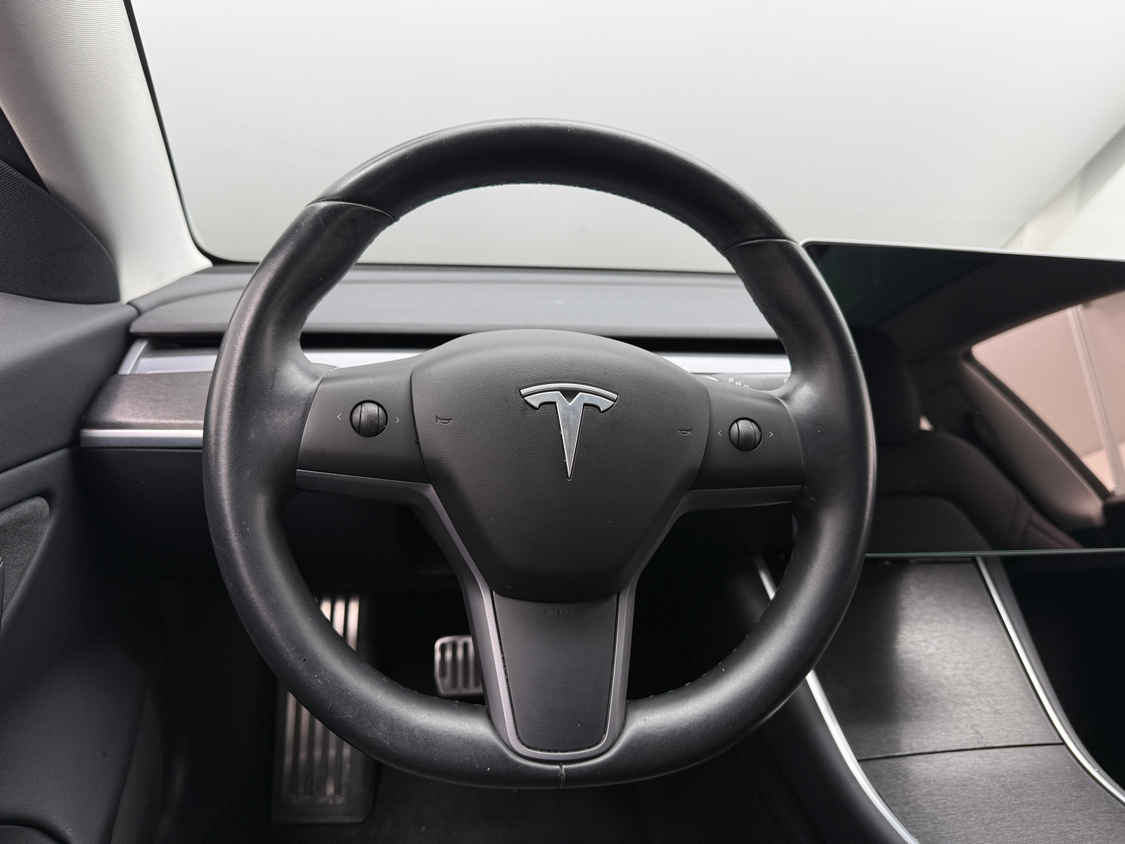 Thumbnail: 2019 Tesla Model 3 - 4
