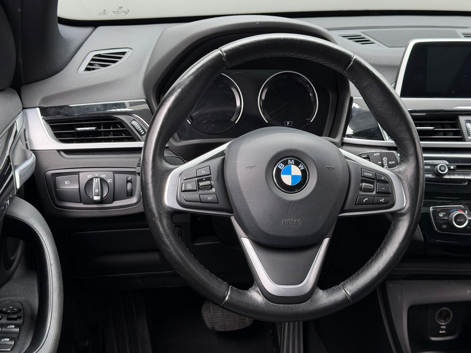 Thumbnail: 2019 BMW X1 - 4