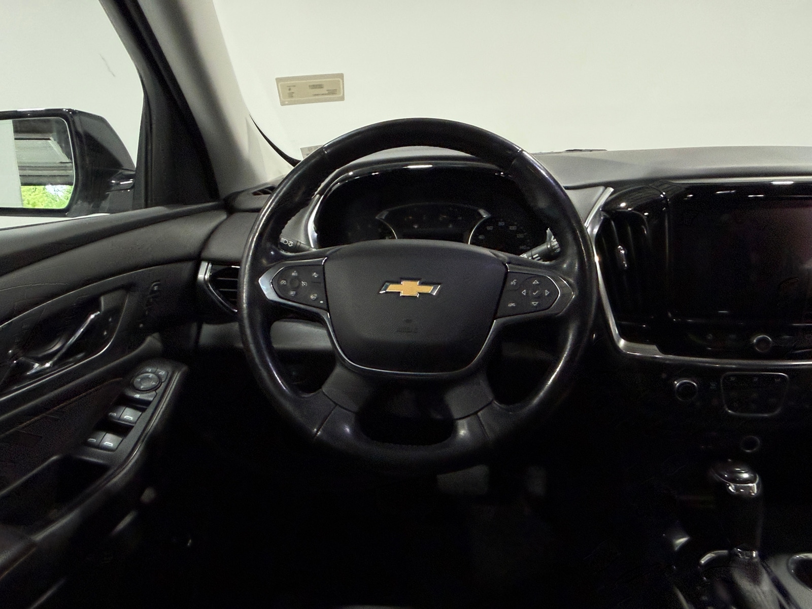 Thumbnail: 2019 Chevrolet Traverse - 4