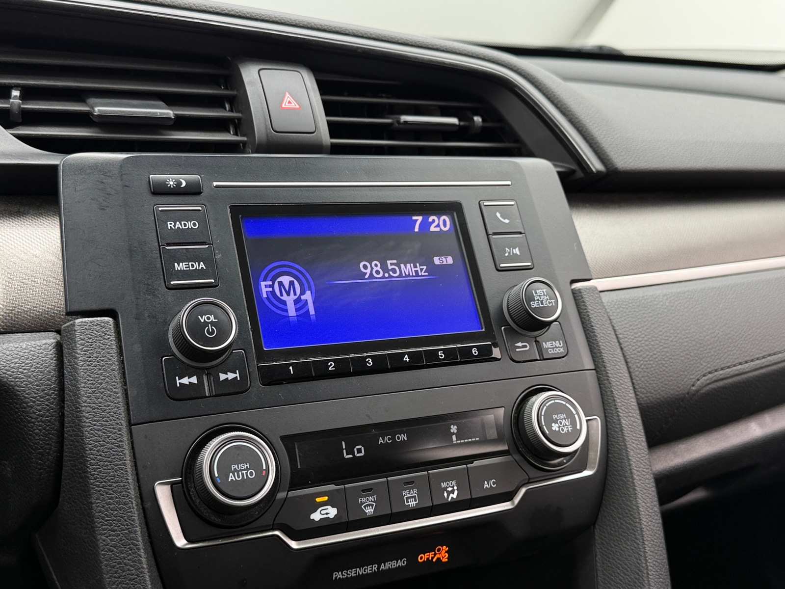Thumbnail: 2020 Honda Civic - 4