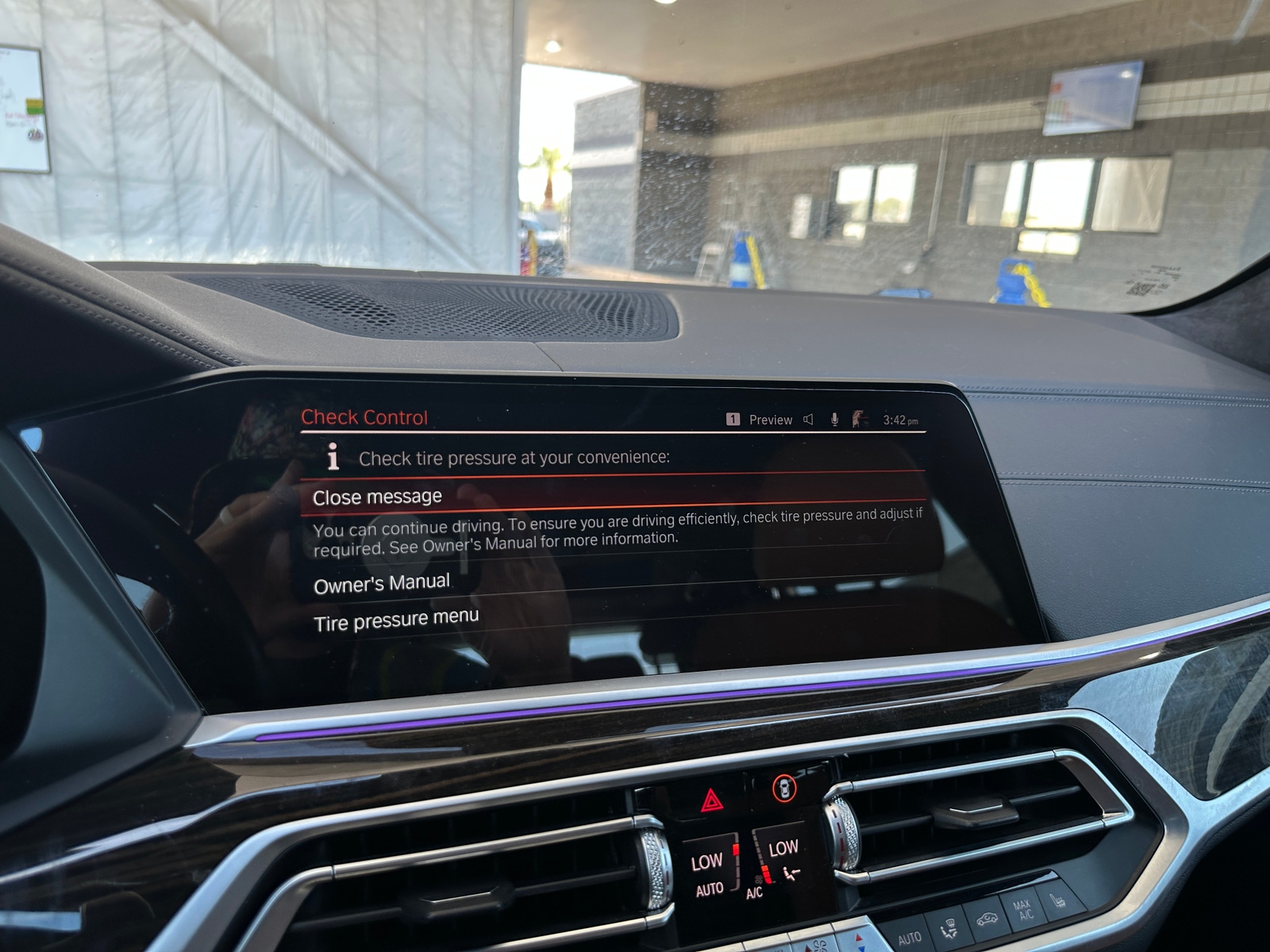 Thumbnail: 2021 BMW X7 - 3