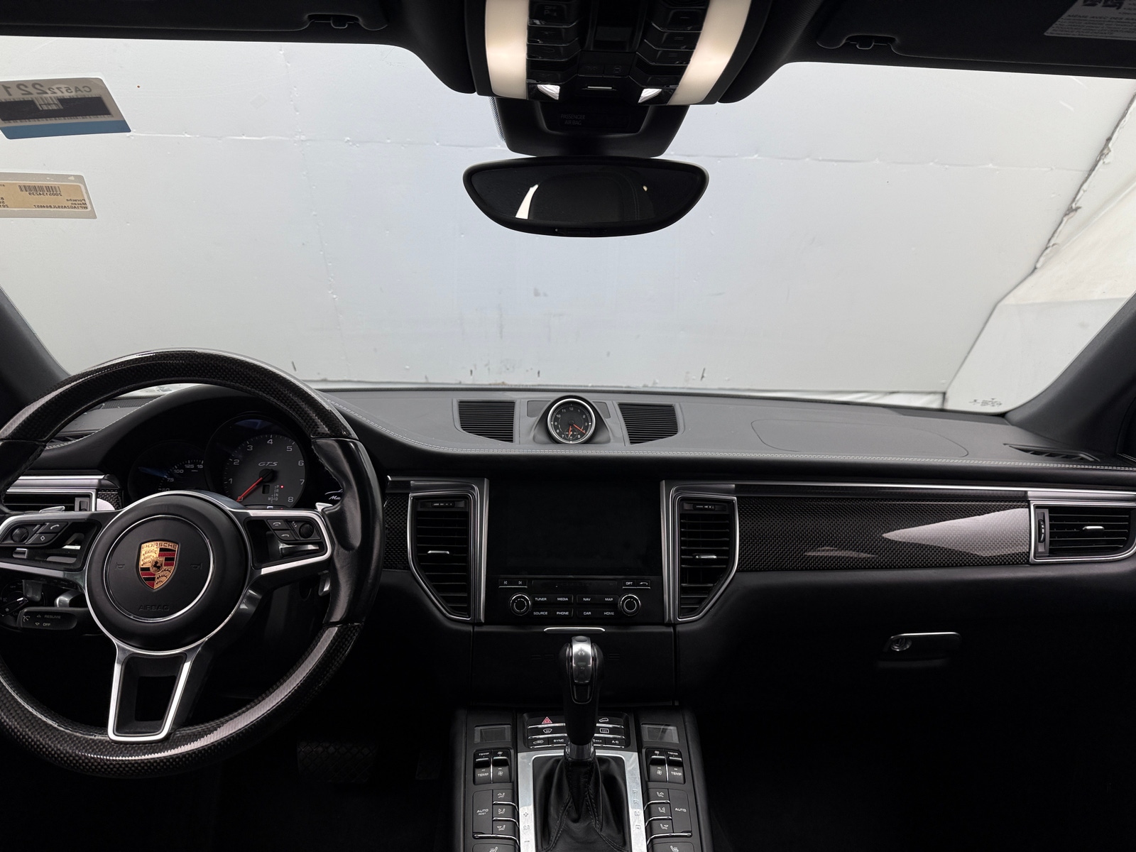 Thumbnail: 2018 Porsche Macan - 3