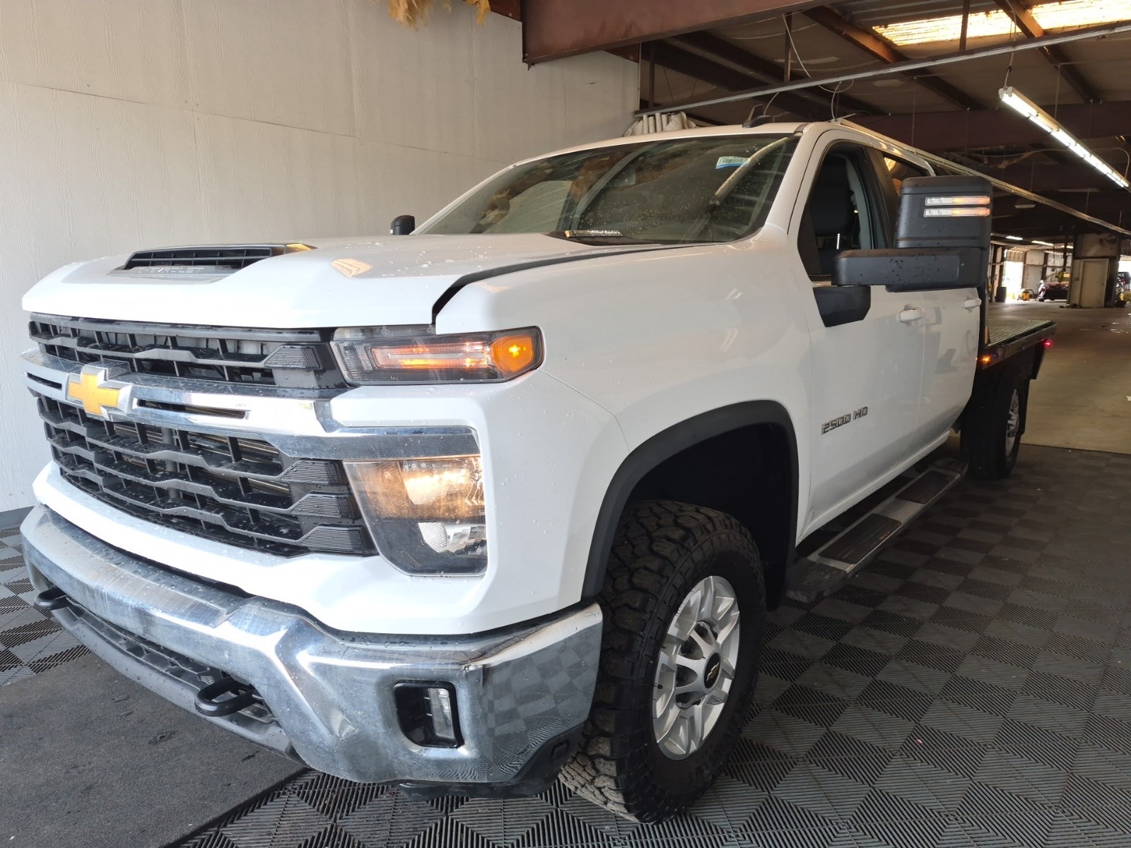 2024 Chevrolet Silverado 2500HD 4WD Crew Cab 172" LT