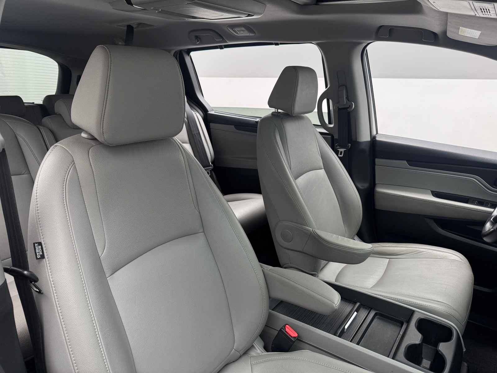 Thumbnail: 2019 Honda Odyssey - 2
