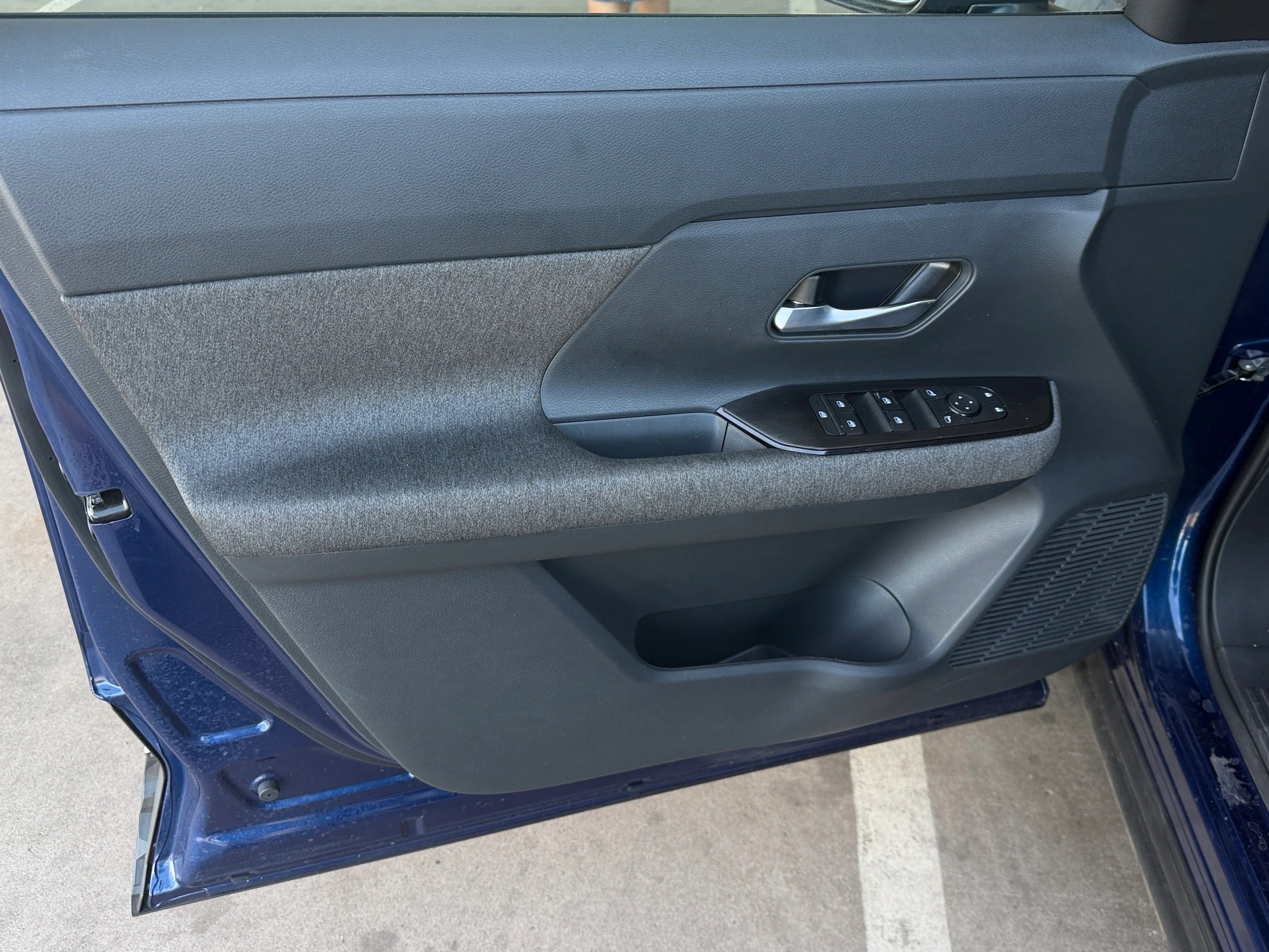 2025 Nissan Kicks SV AWD