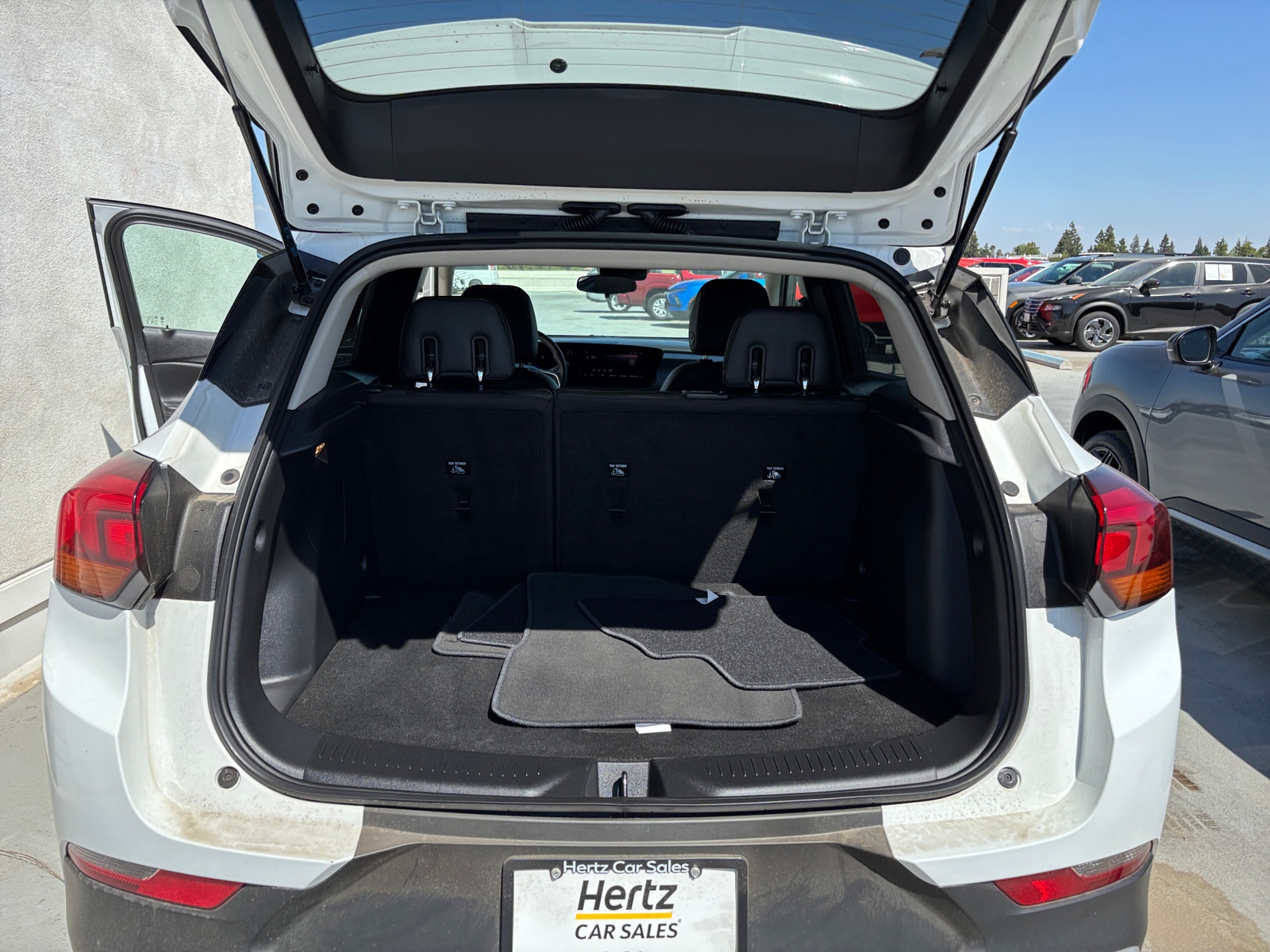 Thumbnail: 2025 Buick Encore GX - 6