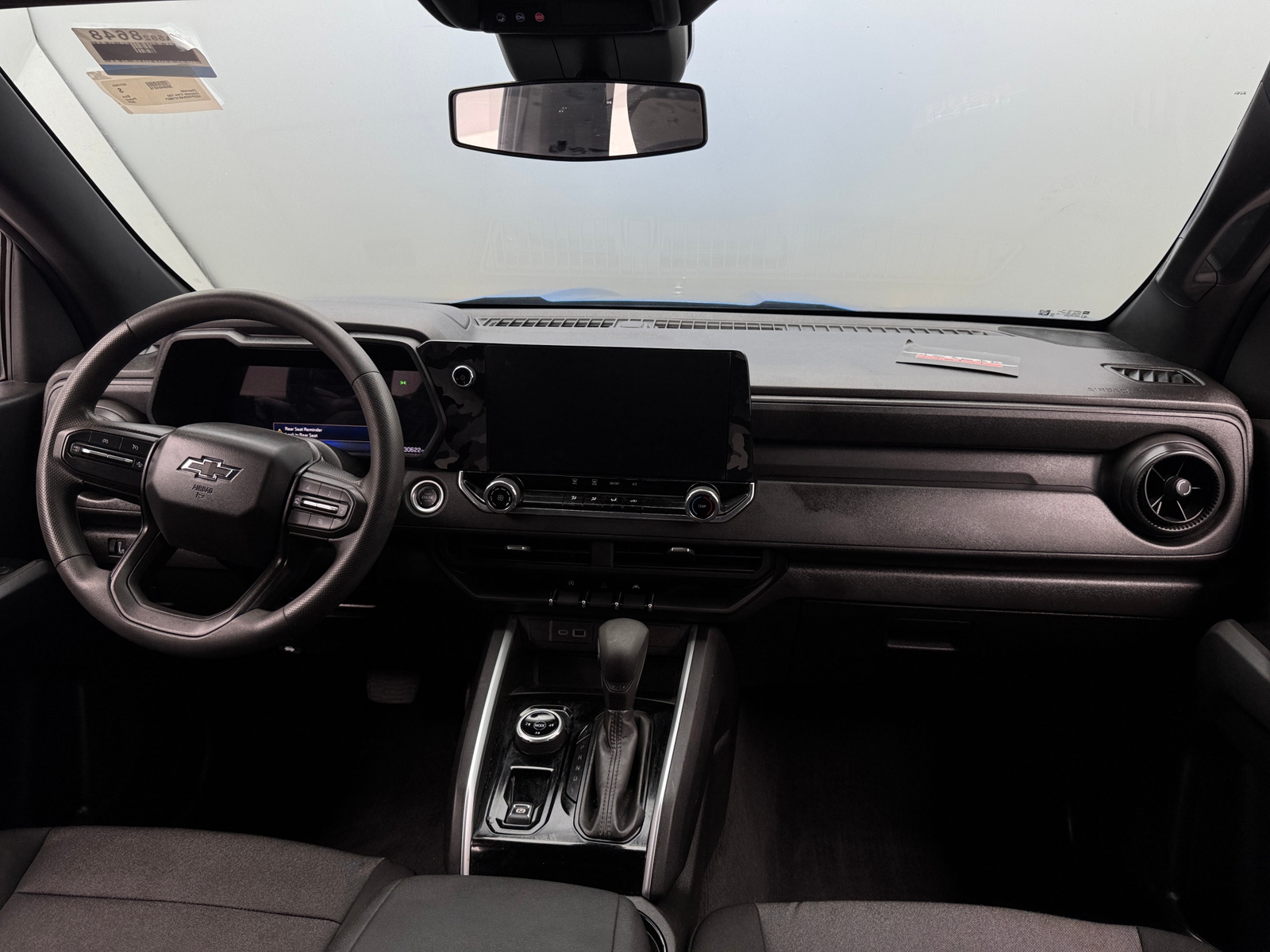 Thumbnail: 2024 Chevrolet Colorado - 3