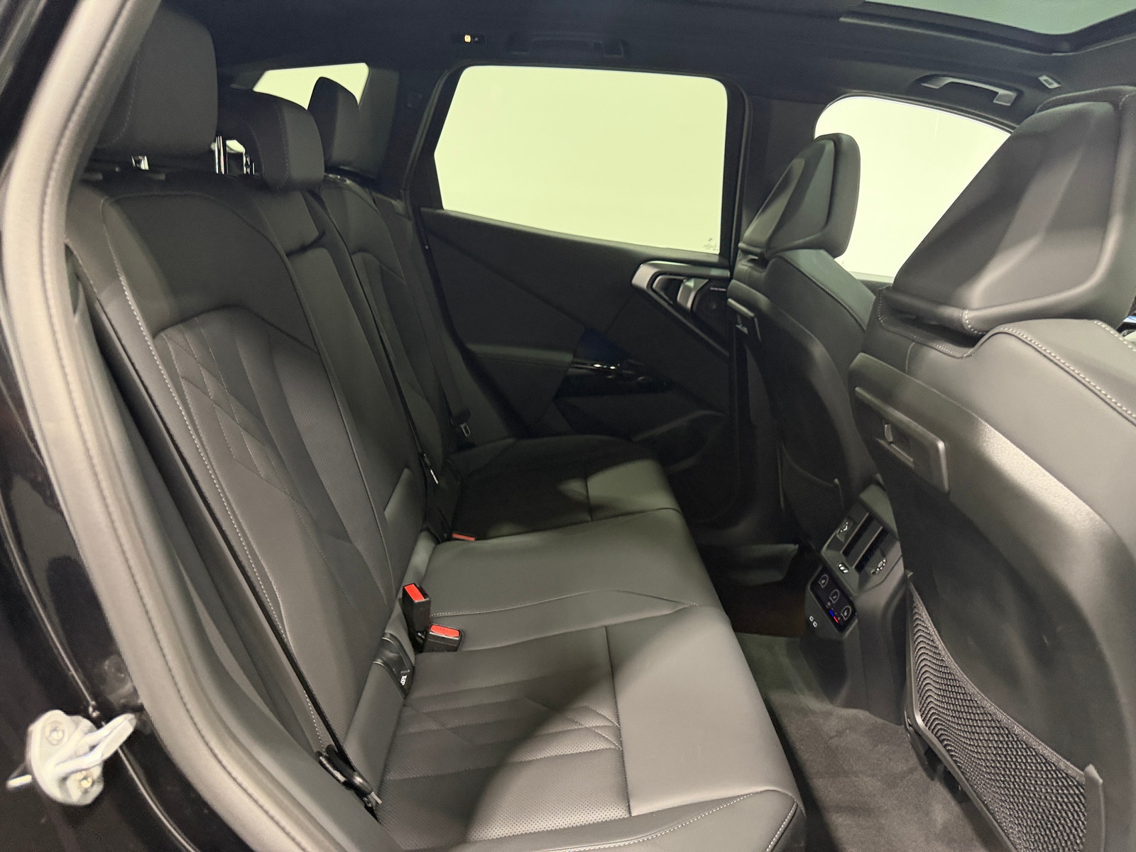 Thumbnail: 2026 BMW X3 - 6