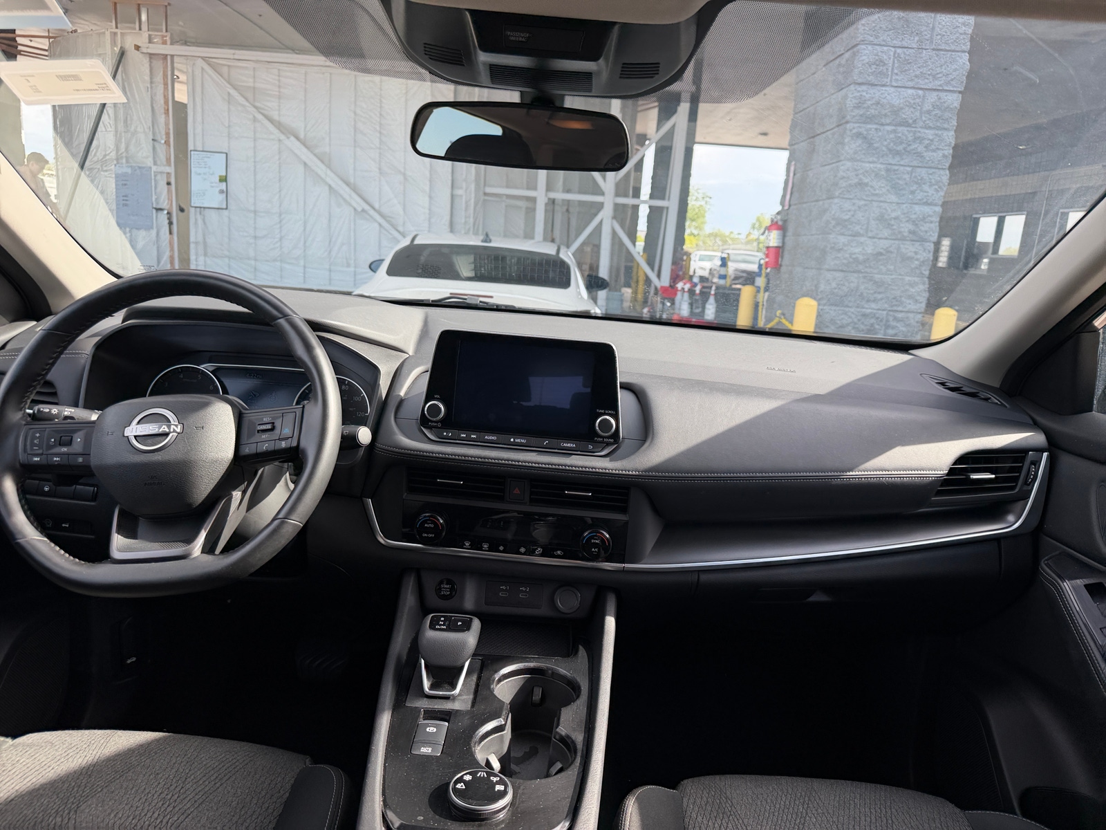 Thumbnail: 2025 Nissan Rogue - 3